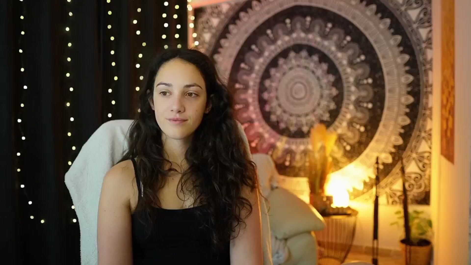 Gallery image thumbnail from Sophie_Rain18's myfreecams stream on, 06/05/2024, 08:42 image 6 of 20