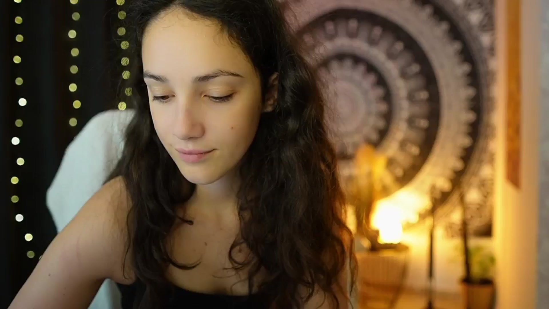 Gallery image thumbnail from Sophie_Rain18's myfreecams stream on, 06/05/2024, 09:46 image 9 of 20
