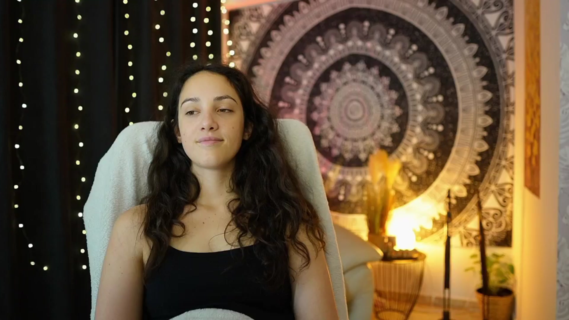 Gallery image thumbnail from Sophie_Rain18's myfreecams stream on, 06/05/2024, 09:46 image 15 of 20