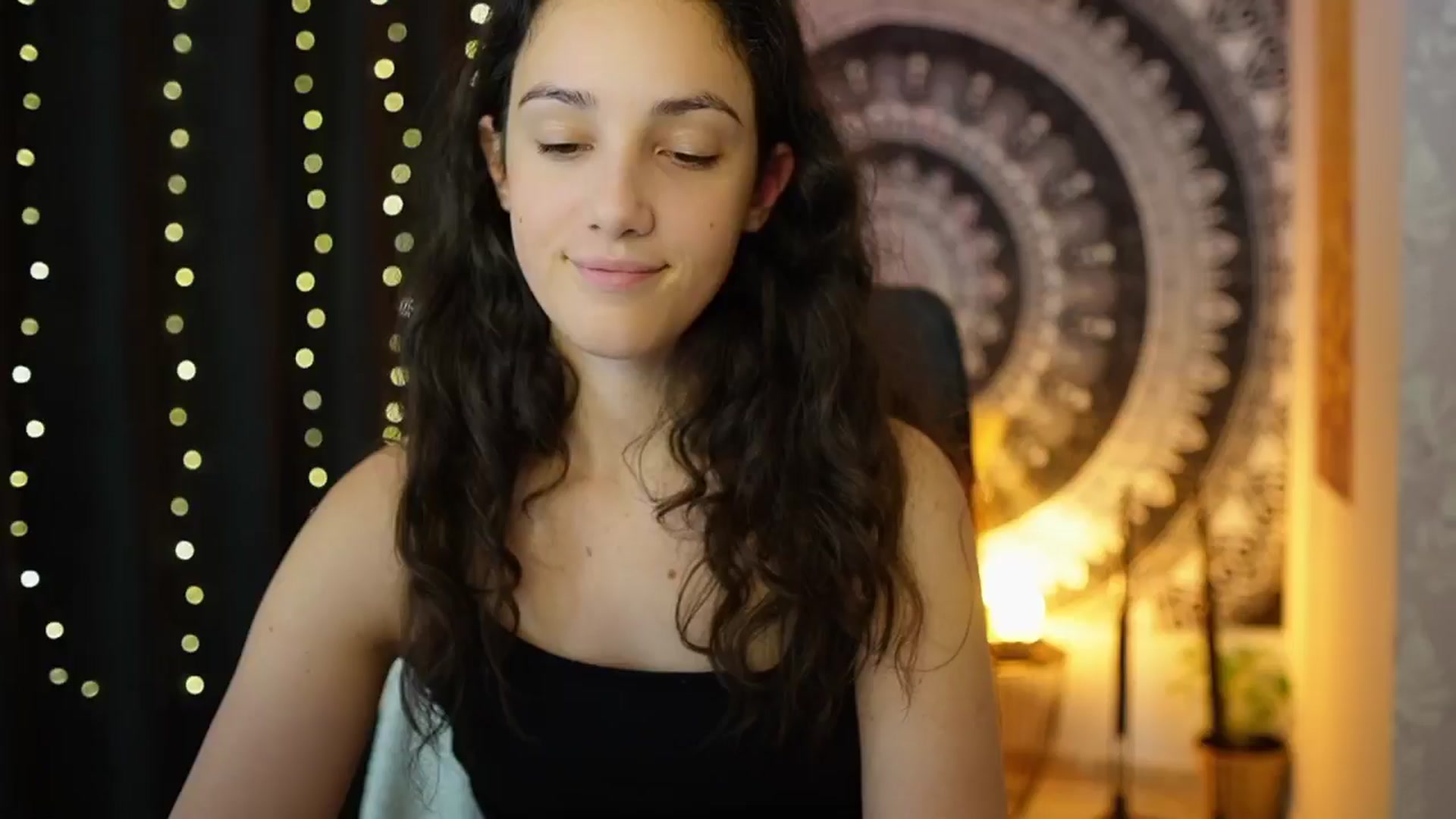 Gallery image thumbnail from Sophie_Rain18's myfreecams stream on, 06/05/2024, 12:54 image 18 of 20