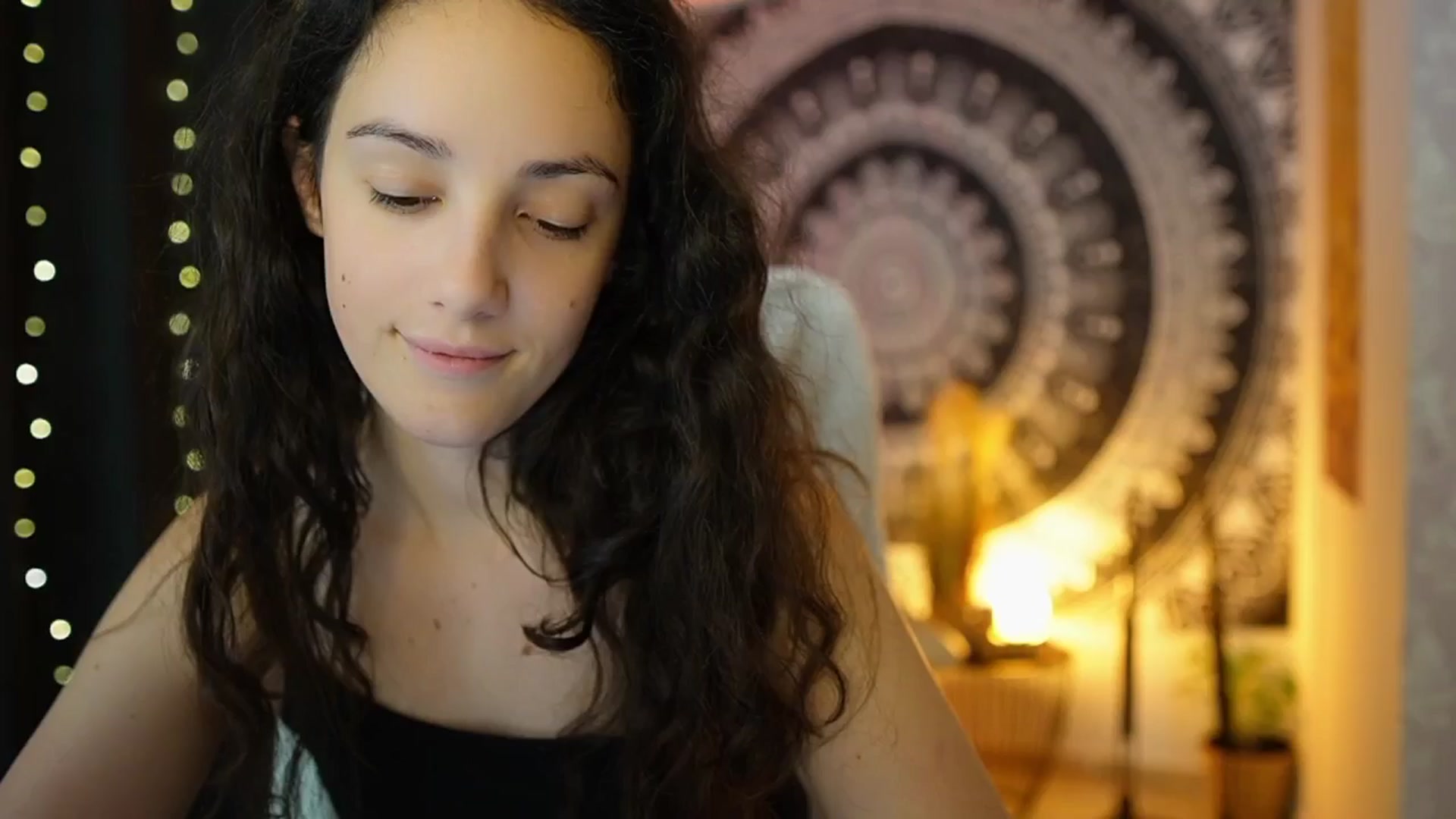 Gallery image thumbnail from Sophie_Rain18's myfreecams stream on, 06/05/2024, 12:54 image 13 of 20
