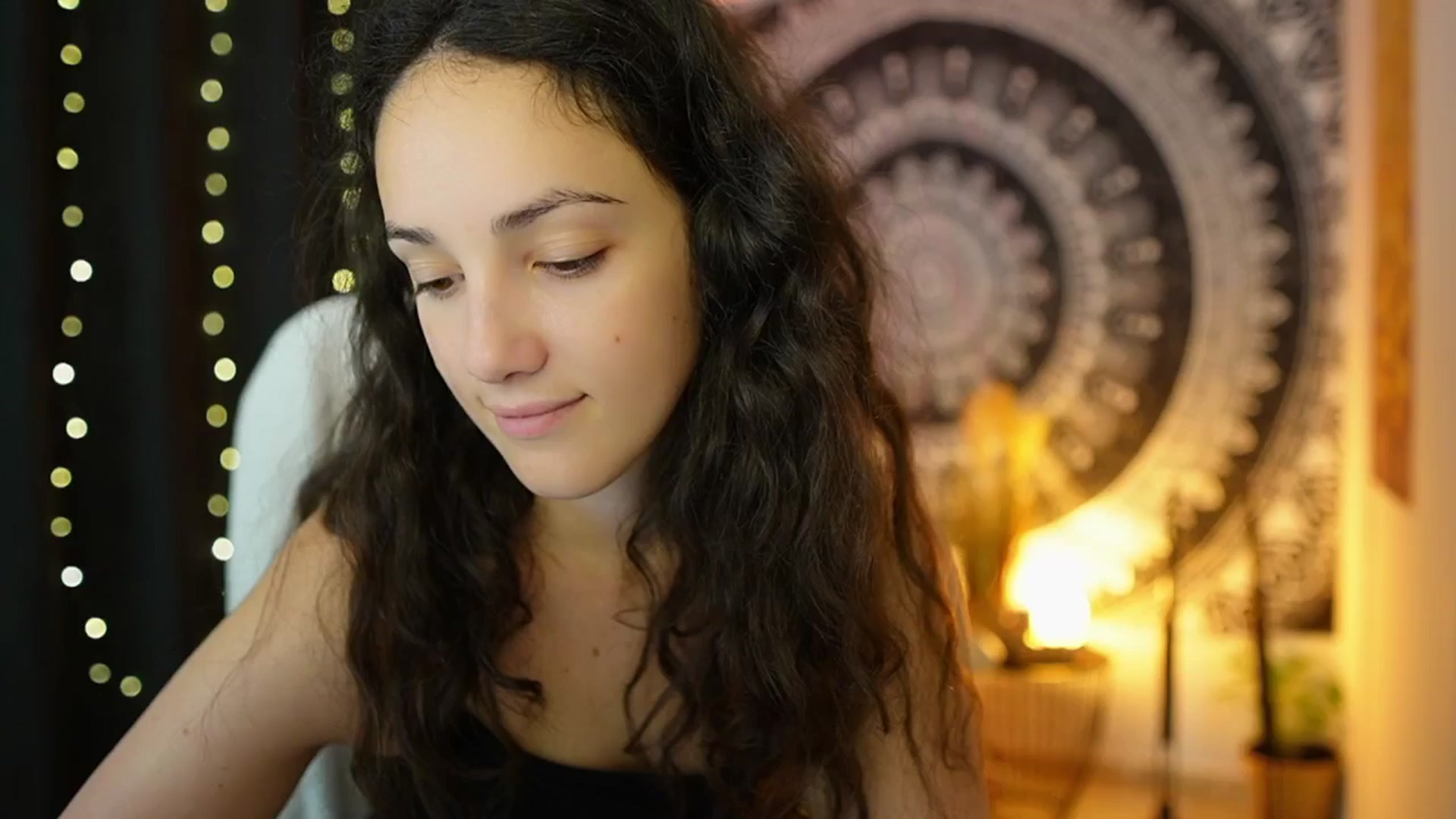 Gallery image thumbnail from Sophie_Rain18's myfreecams stream on, 06/05/2024, 12:54 image 3 of 20
