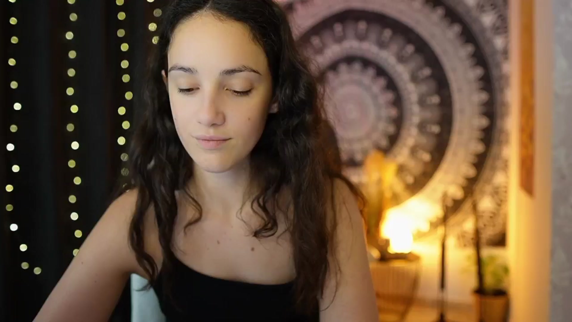 Gallery image thumbnail from Sophie_Rain18's myfreecams stream on, 06/05/2024, 12:54 image 15 of 20