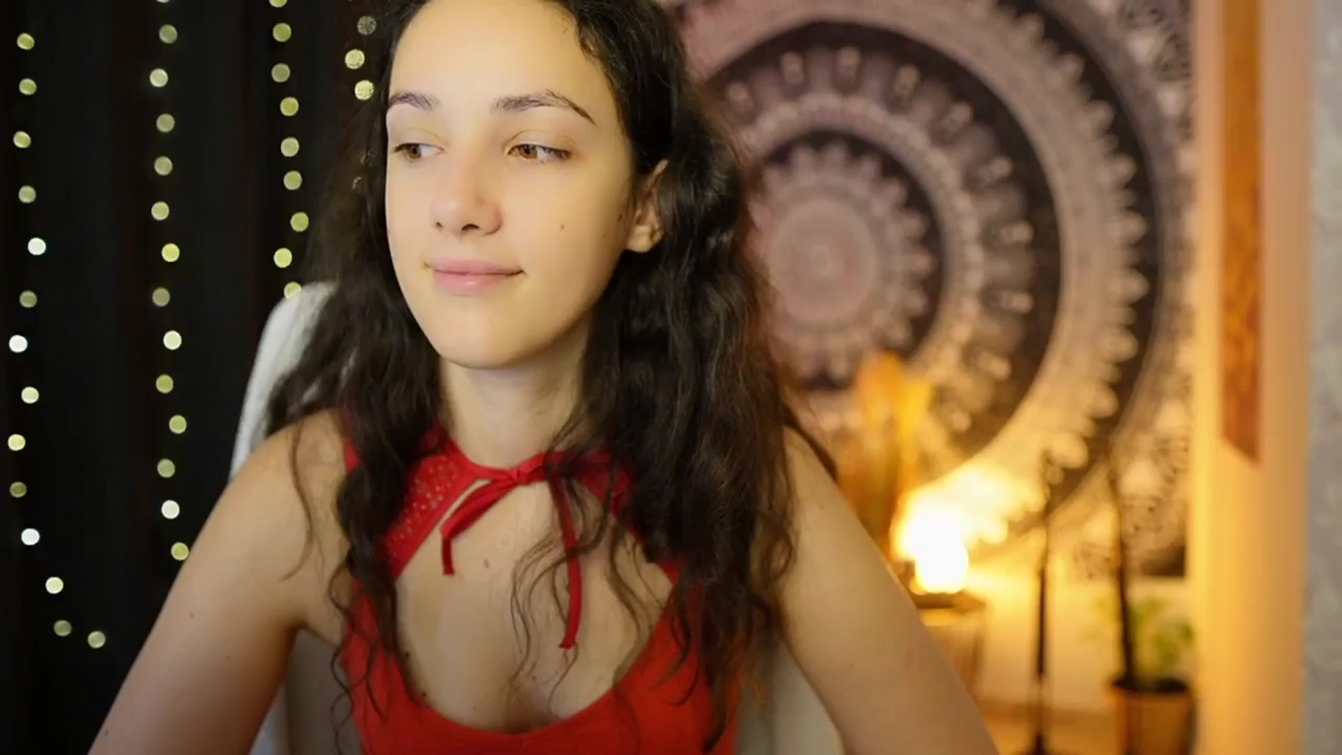 Gallery image thumbnail from Sophie_Rain18's myfreecams stream on, 06/06/2024, 10:04 image 14 of 20