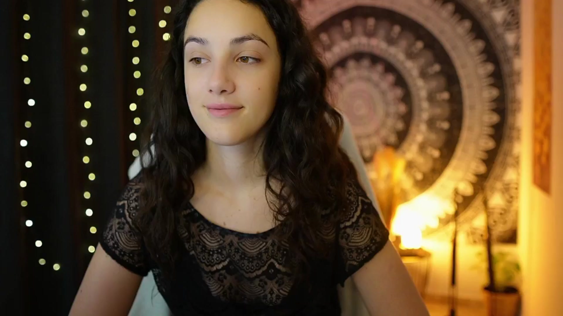 Gallery image thumbnail from Sophie_Rain18's myfreecams stream on, 06/07/2024, 09:28 image 1 of 20