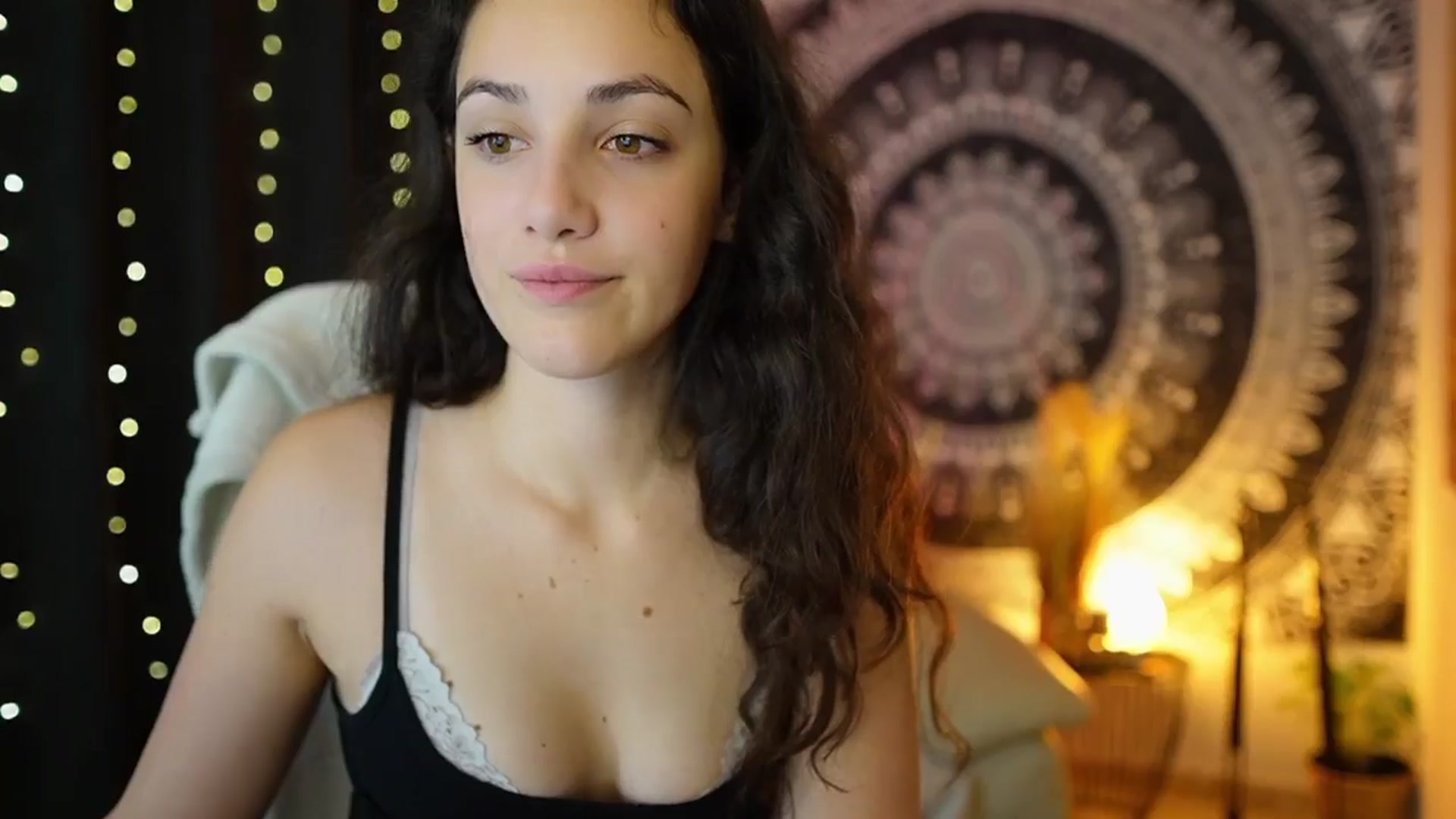 Gallery image thumbnail from Sophie_Rain18's myfreecams stream on, 06/12/2024, 09:26 image 11 of 20