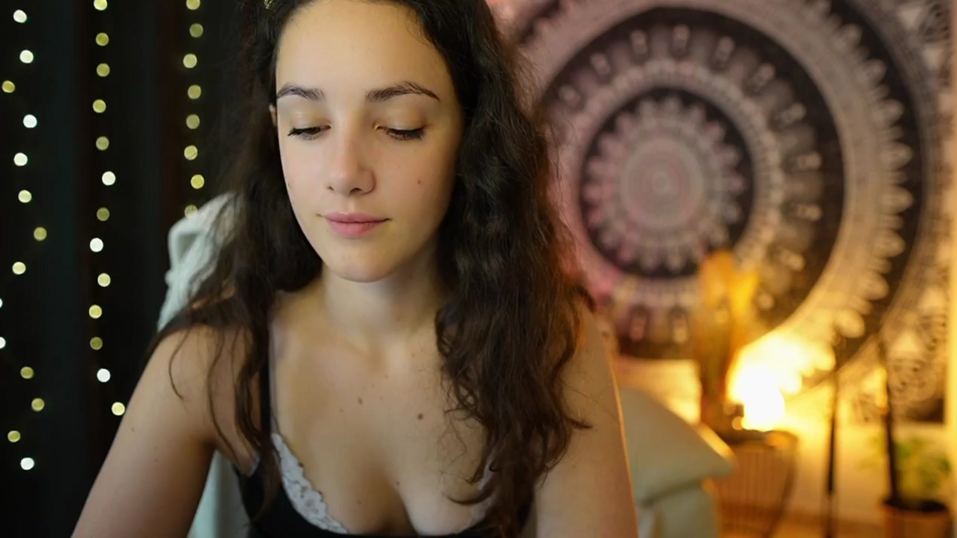 Gallery image thumbnail from Sophie_Rain18's myfreecams stream on, 06/12/2024, 09:26 image 2 of 20