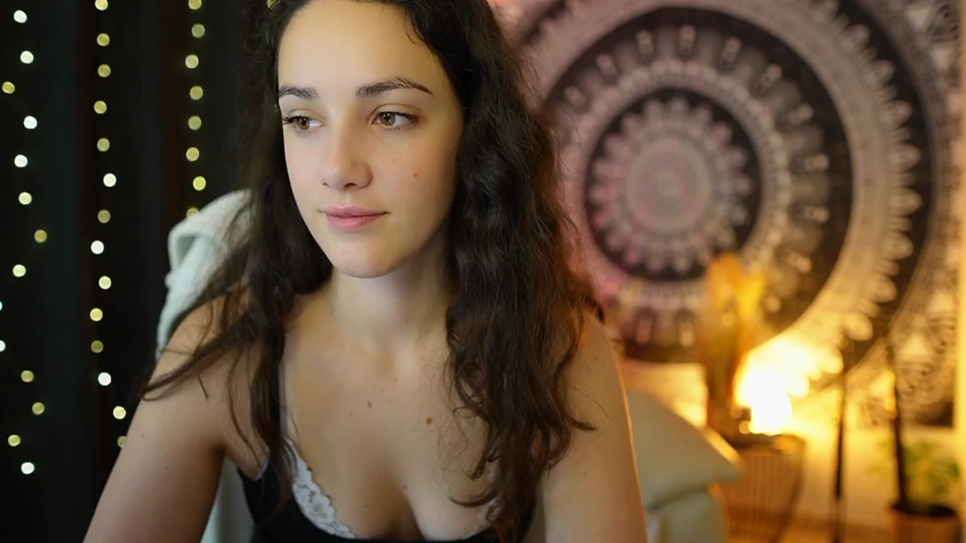 Gallery image thumbnail from Sophie_Rain18's myfreecams stream on, 06/12/2024, 09:26 image 3 of 20