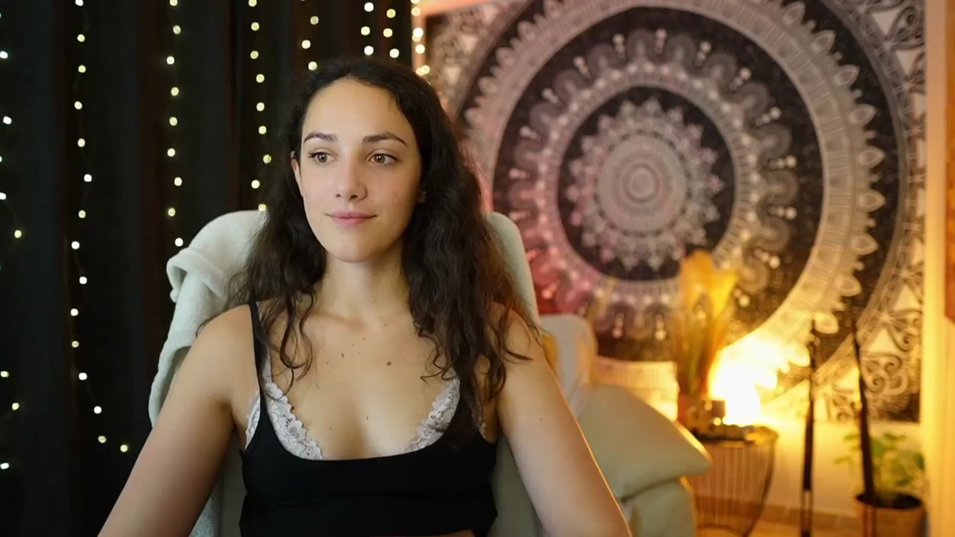 Gallery image thumbnail from Sophie_Rain18's myfreecams stream on, 06/12/2024, 09:55 image 17 of 20