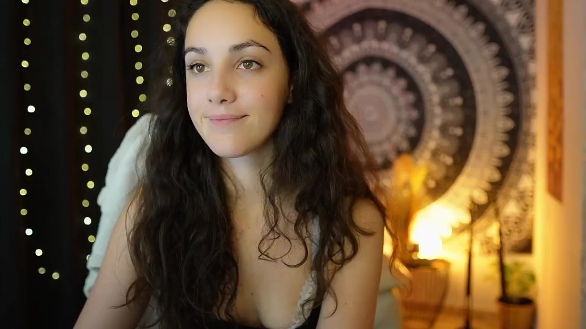 Gallery image thumbnail from Sophie_Rain18's myfreecams stream on, 06/12/2024, 12:57 image 8 of 20