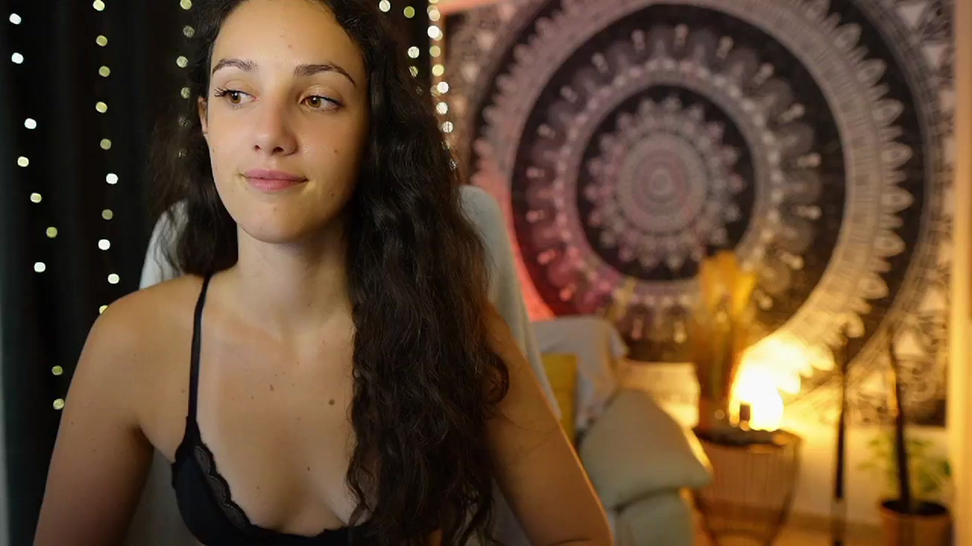 Gallery image thumbnail from Sophie_Rain18's myfreecams stream on, 07/10/2024, 10:00 image 15 of 20
