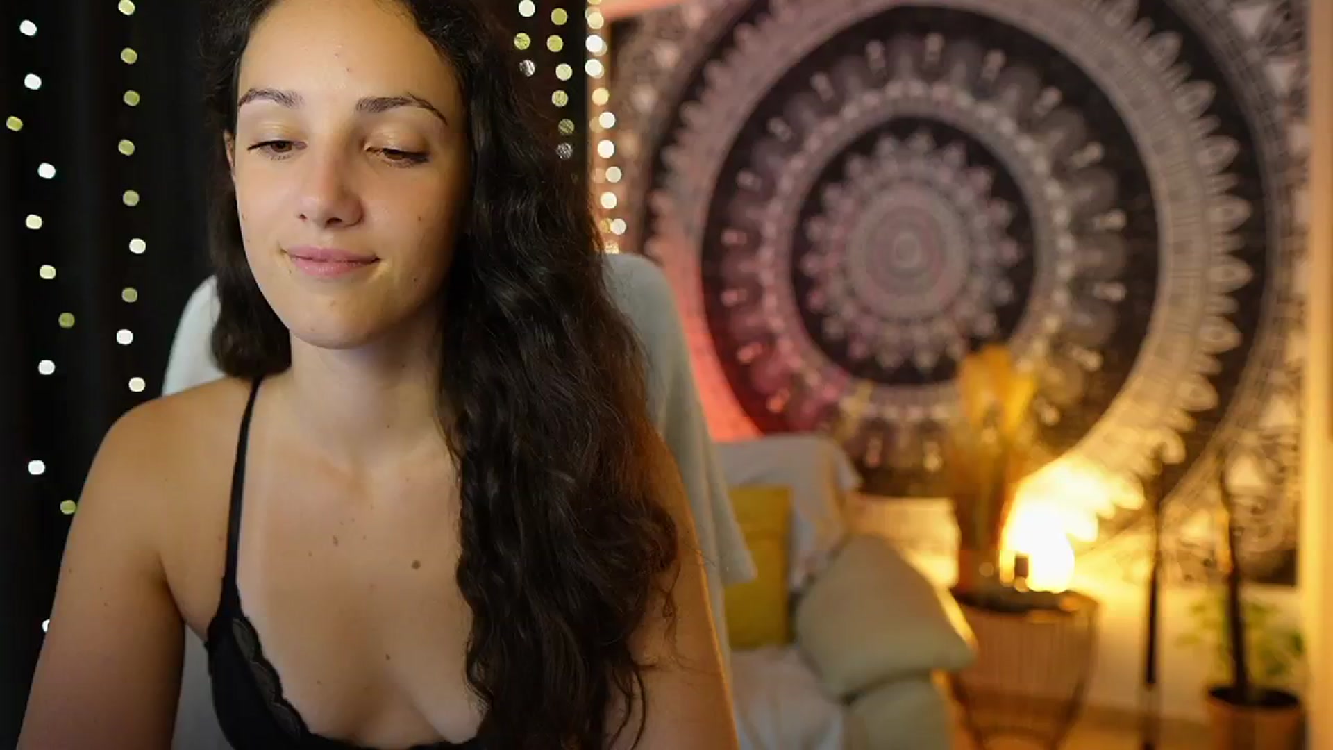 Gallery image thumbnail from Sophie_Rain18's myfreecams stream on, 07/10/2024, 10:00 image 16 of 20