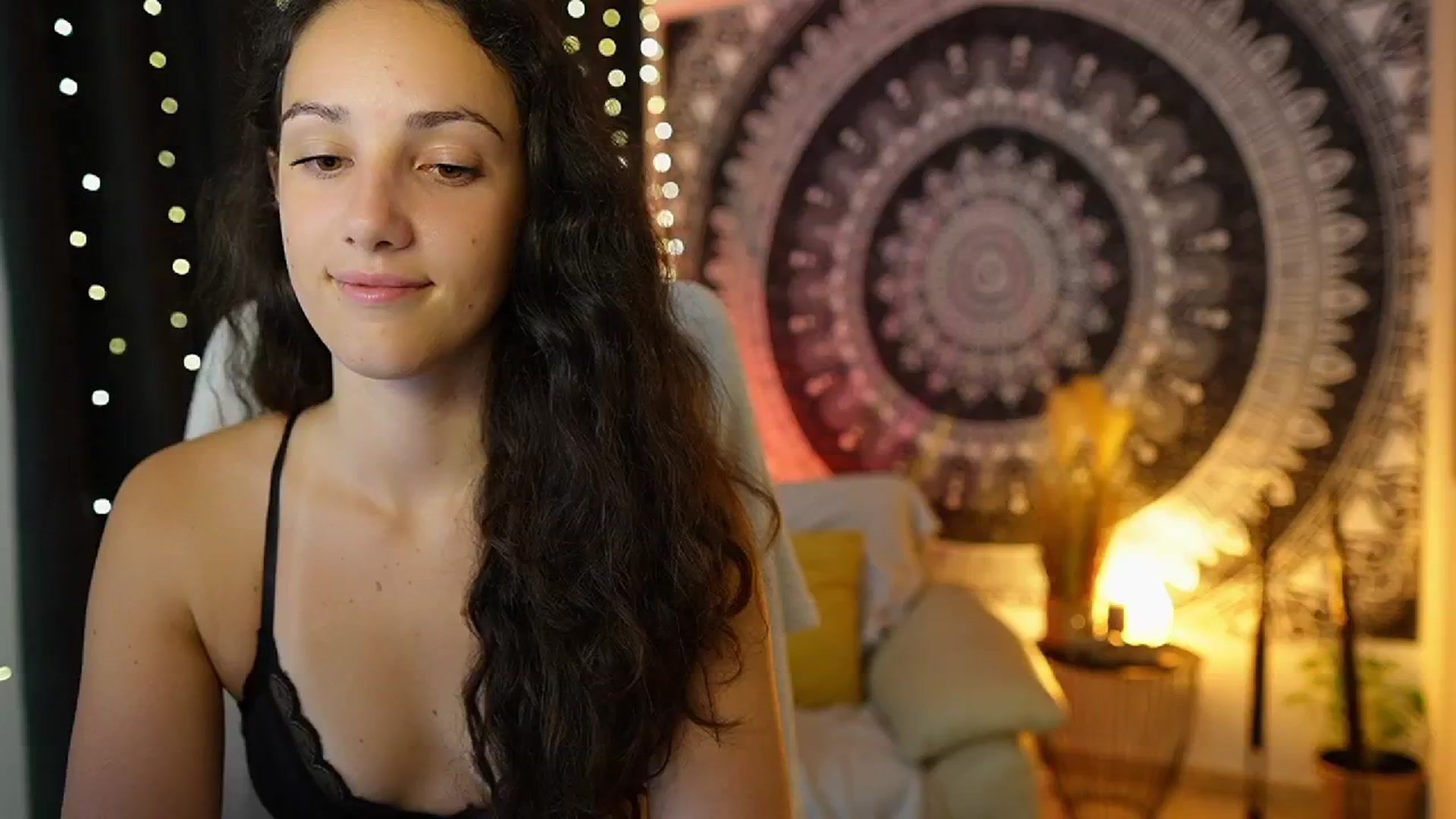 Gallery image thumbnail from Sophie_Rain18's myfreecams stream on, 07/10/2024, 10:00 image 14 of 20