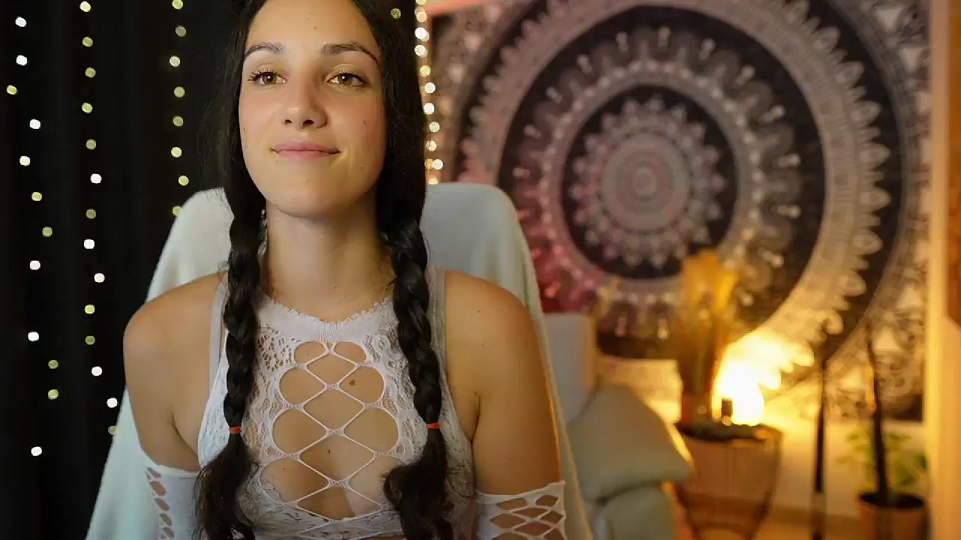 Gallery image thumbnail from Sophie_Rain18's myfreecams stream on, 07/10/2024, 19:21 image 1 of 20