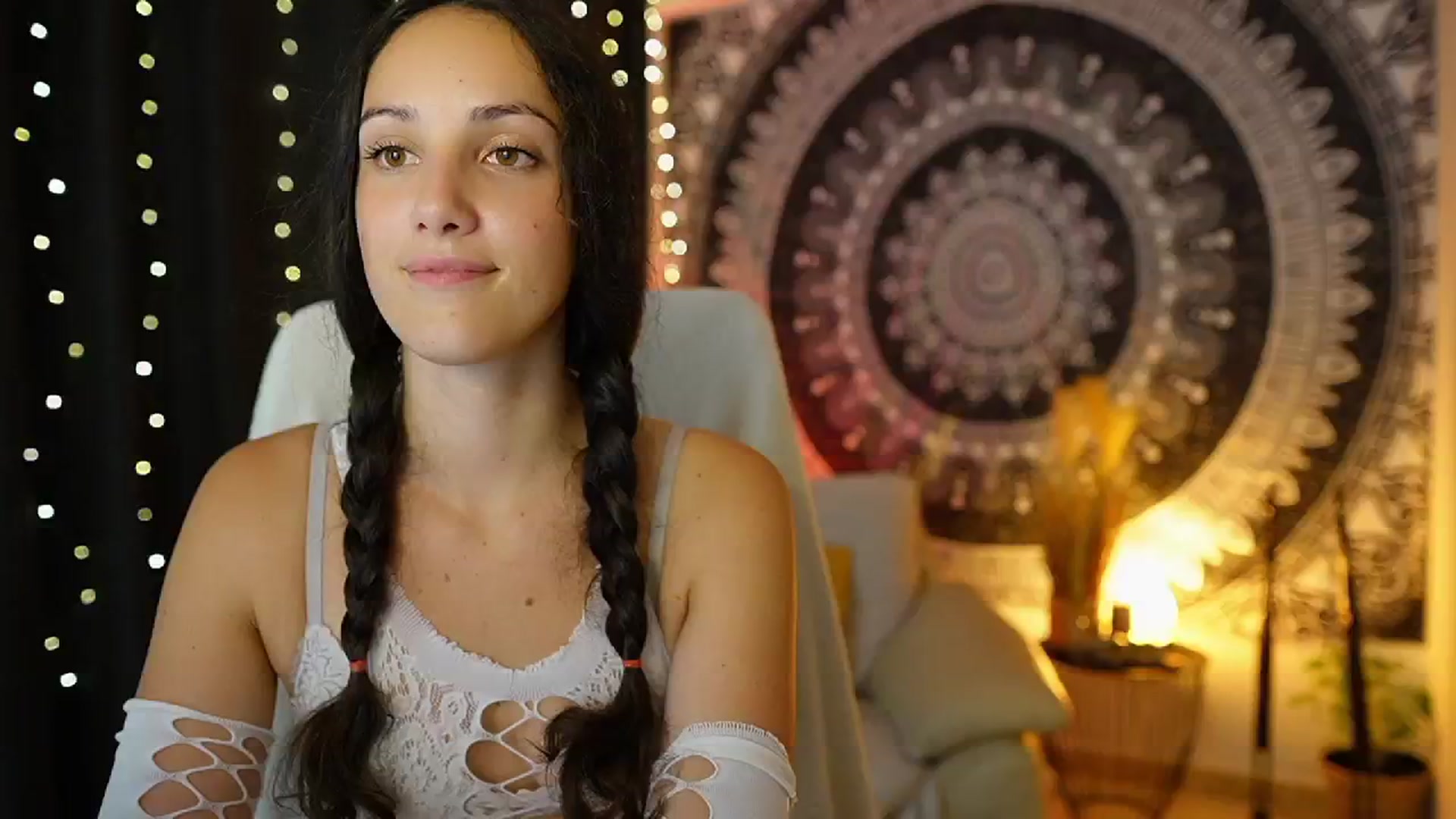 Gallery image thumbnail from Sophie_Rain18's myfreecams stream on, 07/10/2024, 20:53 image 1 of 20