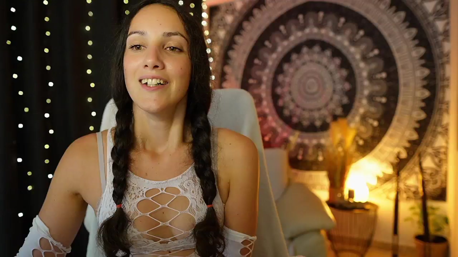 Gallery image thumbnail from Sophie_Rain18's myfreecams stream on, 07/10/2024, 22:14 image 9 of 20