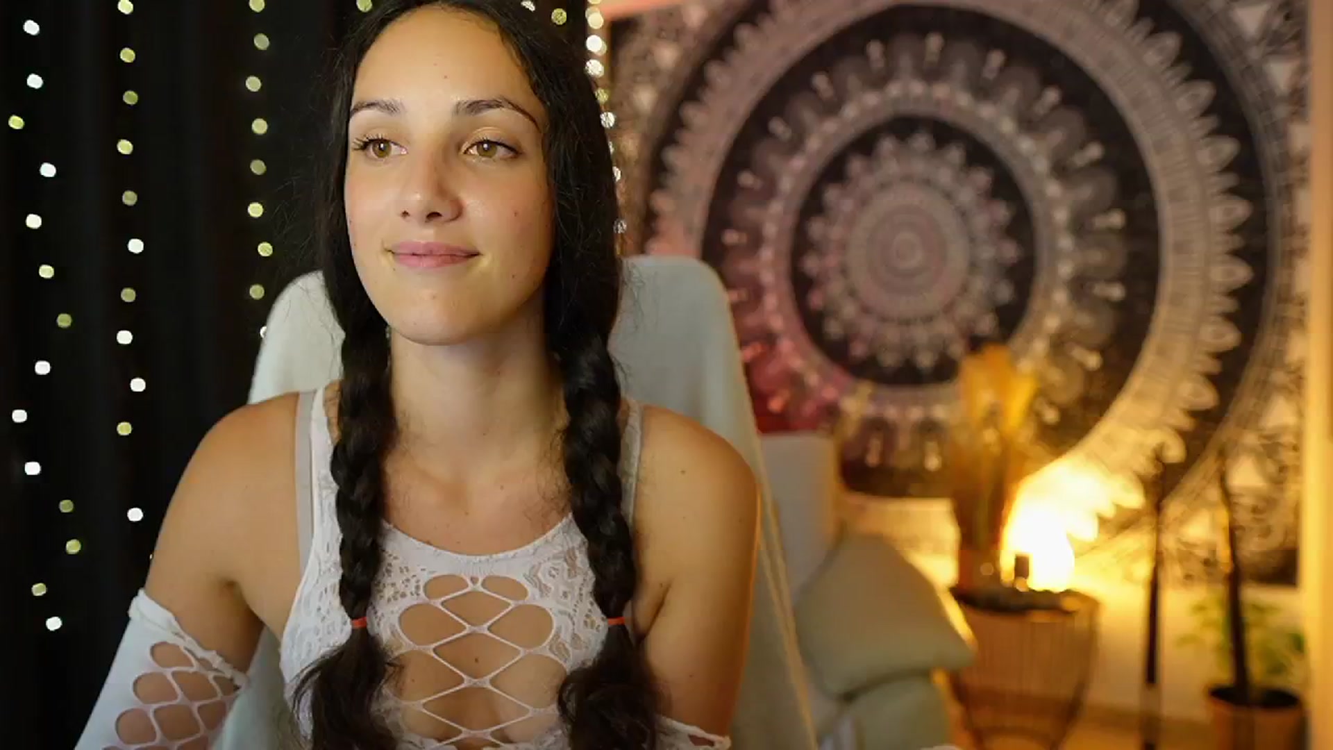 Gallery image thumbnail from Sophie_Rain18's myfreecams stream on, 07/10/2024, 22:14 image 2 of 20