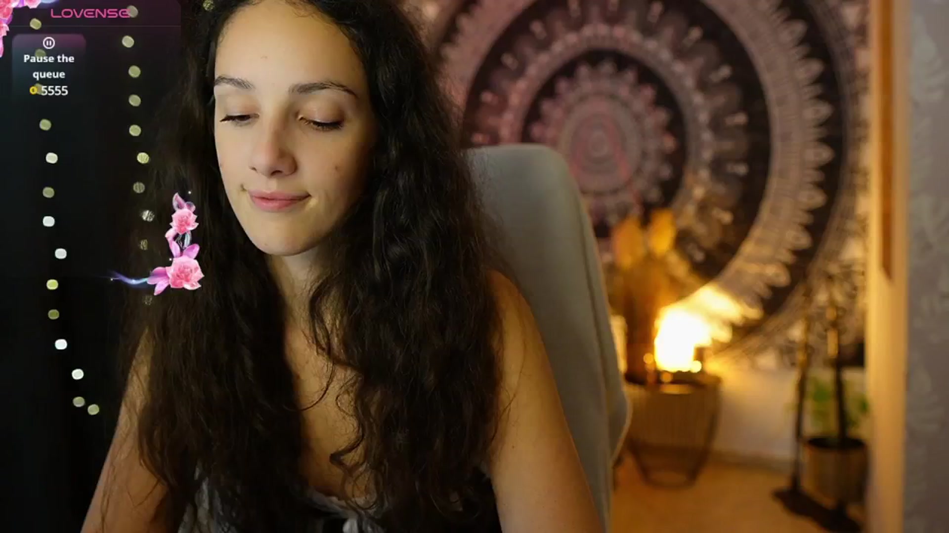 Gallery image thumbnail from Sophie_Rain18's myfreecams stream on, 09/18/2024, 10:40 image 16 of 20