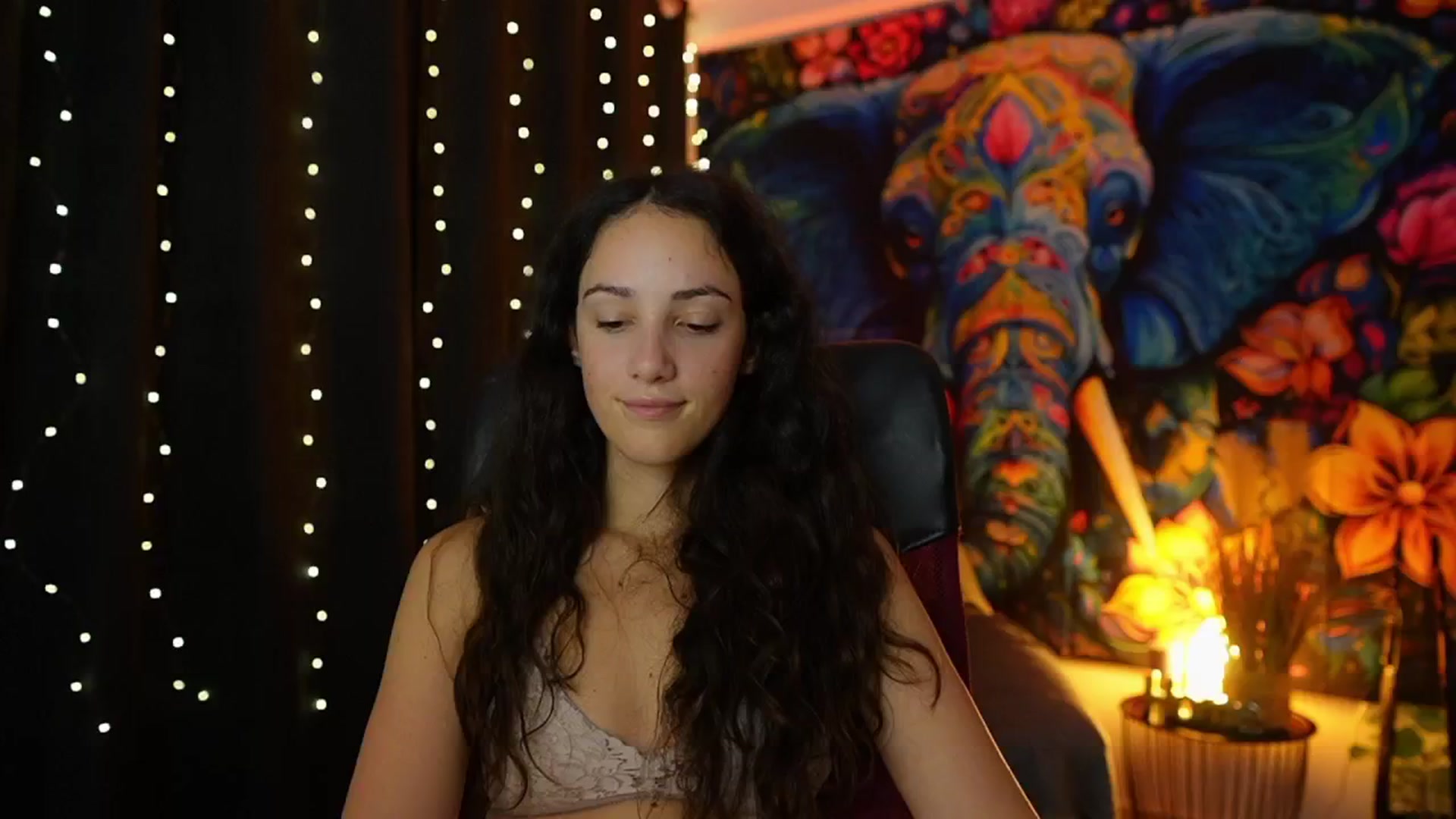 Gallery image thumbnail from Sophie_Rain18's myfreecams stream on, 10/29/2024, 14:01 image 7 of 20