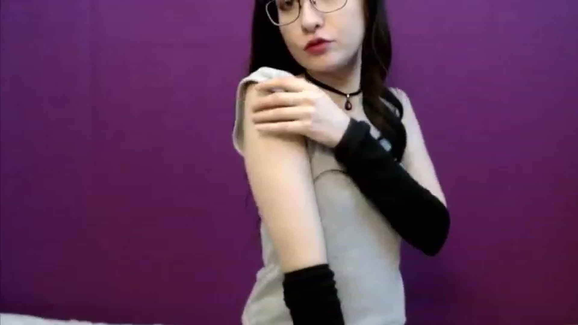 Gallery image thumbnail from Sophie_Smile's myfreecams stream on, 12/10/2022, 04:50 image 7 of 20