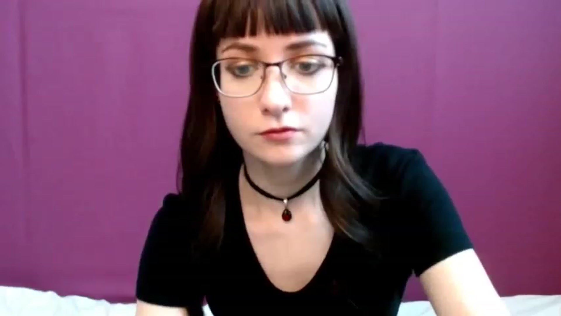 Gallery image thumbnail from Sophie_Smile's myfreecams stream on, 12/18/2022, 06:52 image 17 of 20