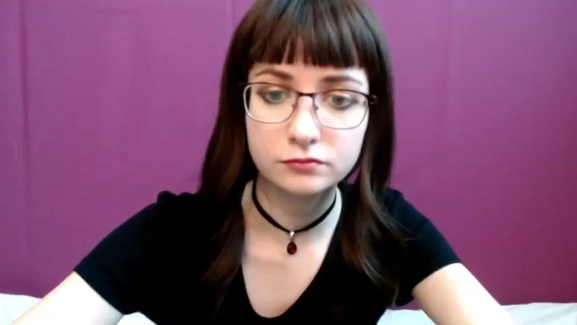Gallery image thumbnail from Sophie_Smile's myfreecams stream on, 12/18/2022, 06:52 image 15 of 20