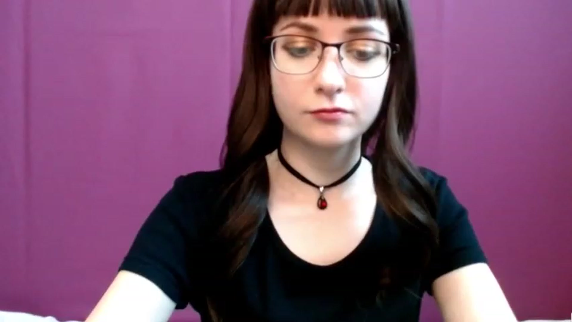 Gallery image thumbnail from Sophie_Smile's myfreecams stream on, 12/18/2022, 06:52 image 12 of 20