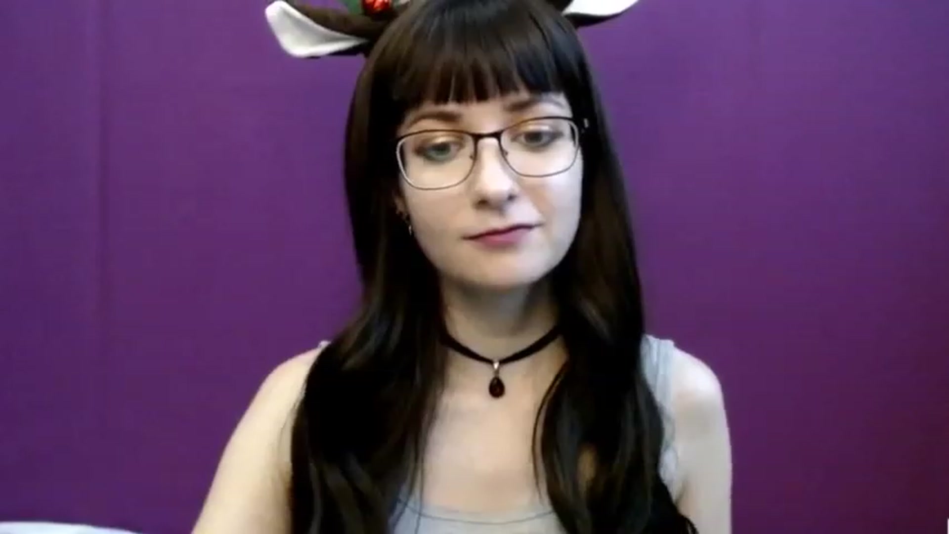 Gallery image thumbnail from Sophie_Smile's myfreecams stream on, 12/25/2022, 05:58 image 14 of 20