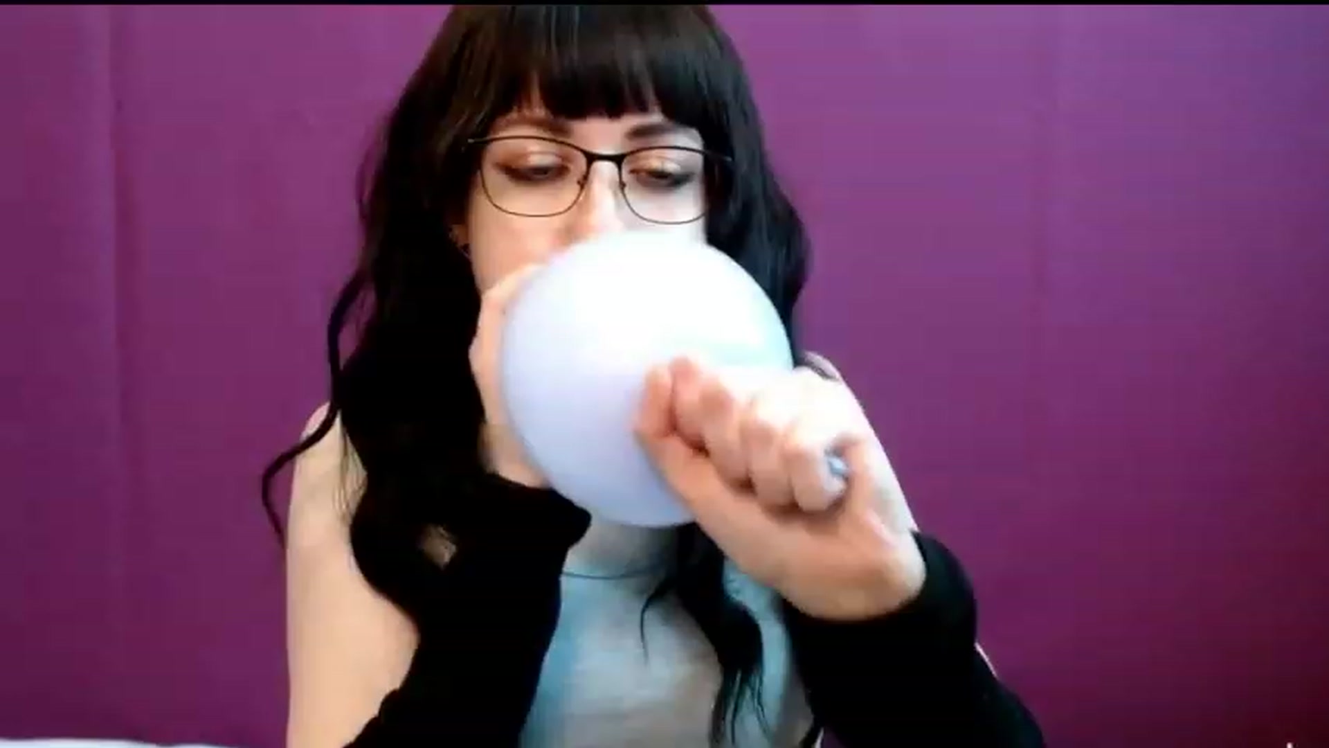 Gallery image thumbnail from Sophie_Smile's myfreecams stream on, 06/11/2023, 06:05 image 11 of 20