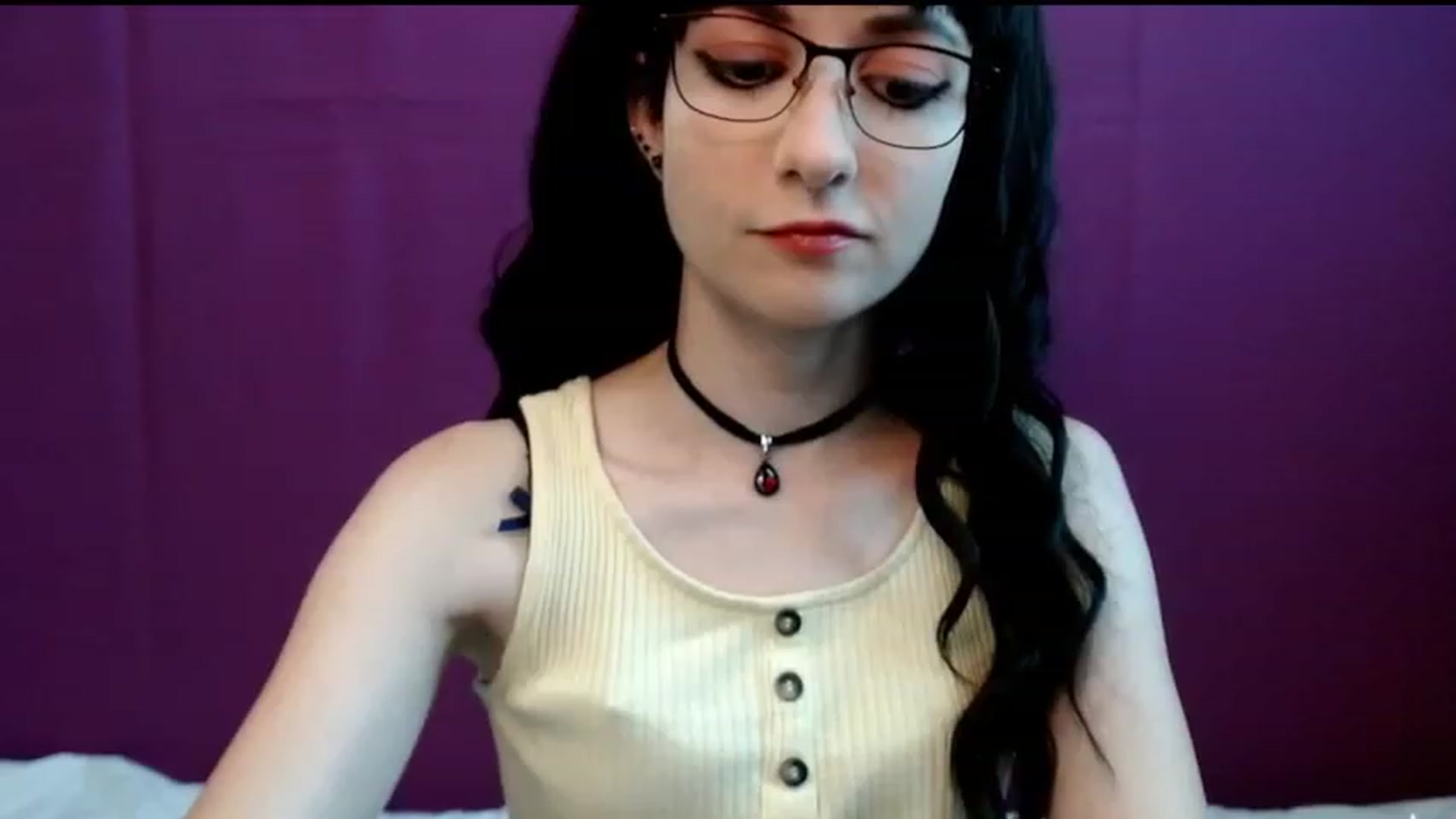 Gallery image thumbnail from Sophie_Smile's myfreecams stream on, 07/17/2023, 04:46 image 3 of 20