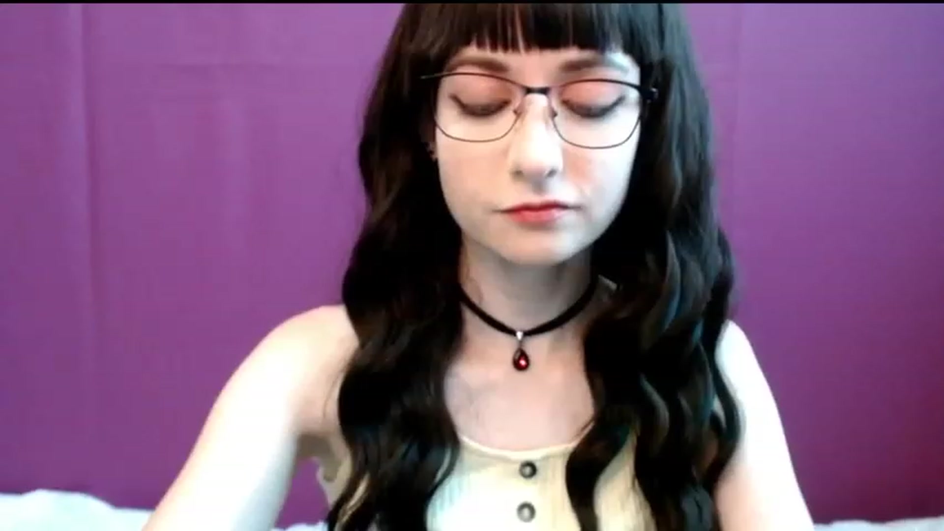 Gallery image thumbnail from Sophie_Smile's myfreecams stream on, 07/17/2023, 04:46 image 16 of 20