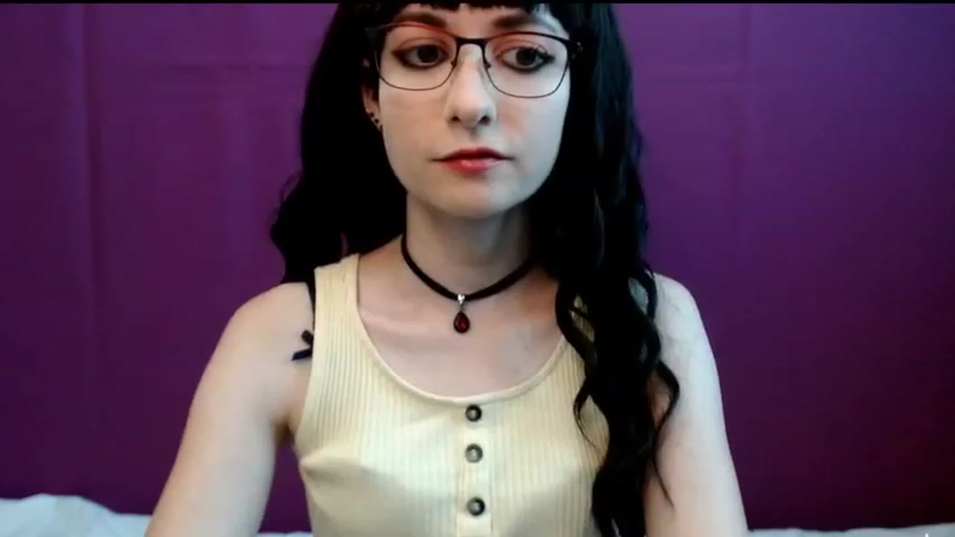 Gallery image thumbnail from Sophie_Smile's myfreecams stream on, 07/17/2023, 04:46 image 4 of 20