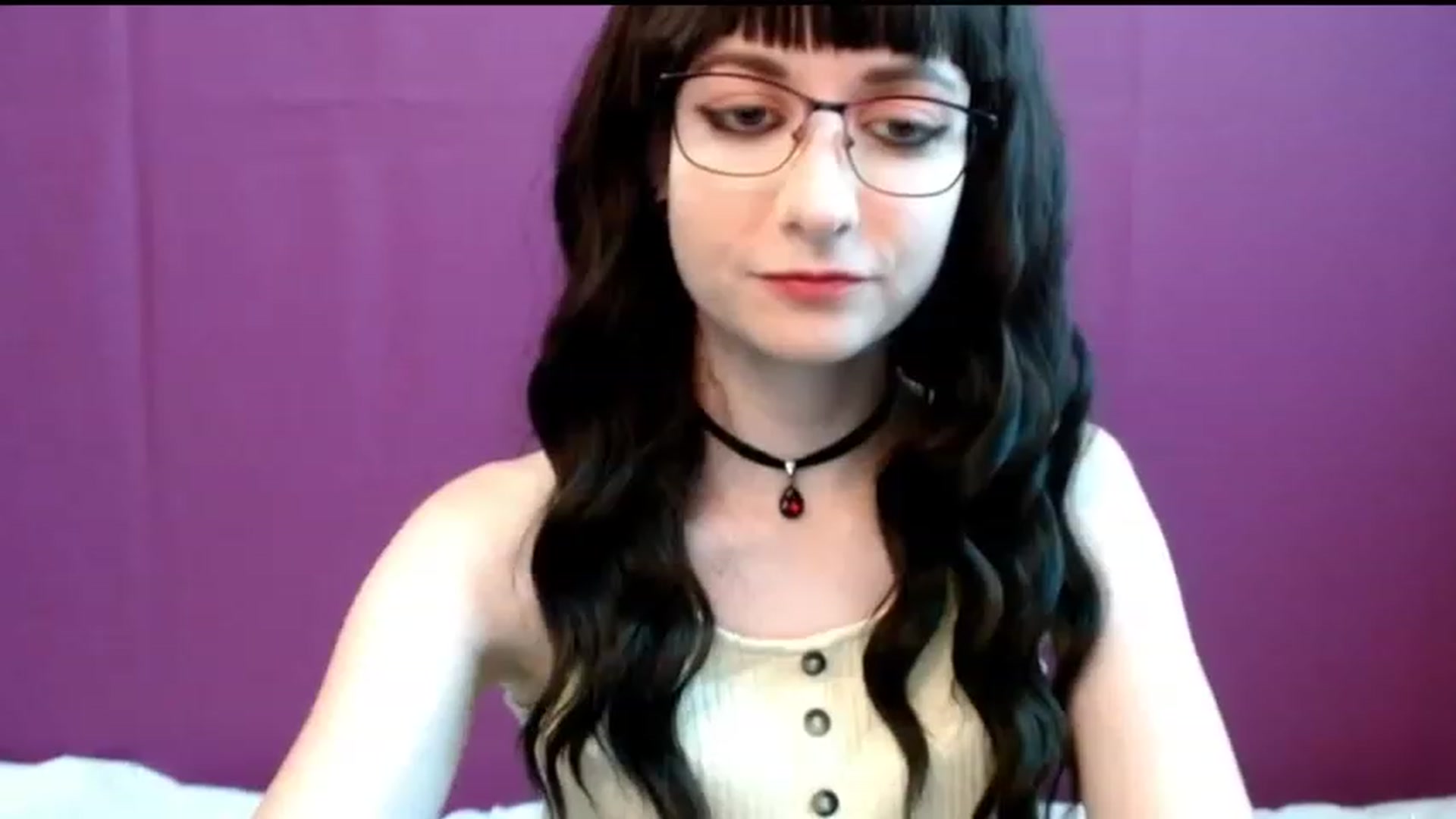 Gallery image thumbnail from Sophie_Smile's myfreecams stream on, 07/17/2023, 04:46 image 14 of 20