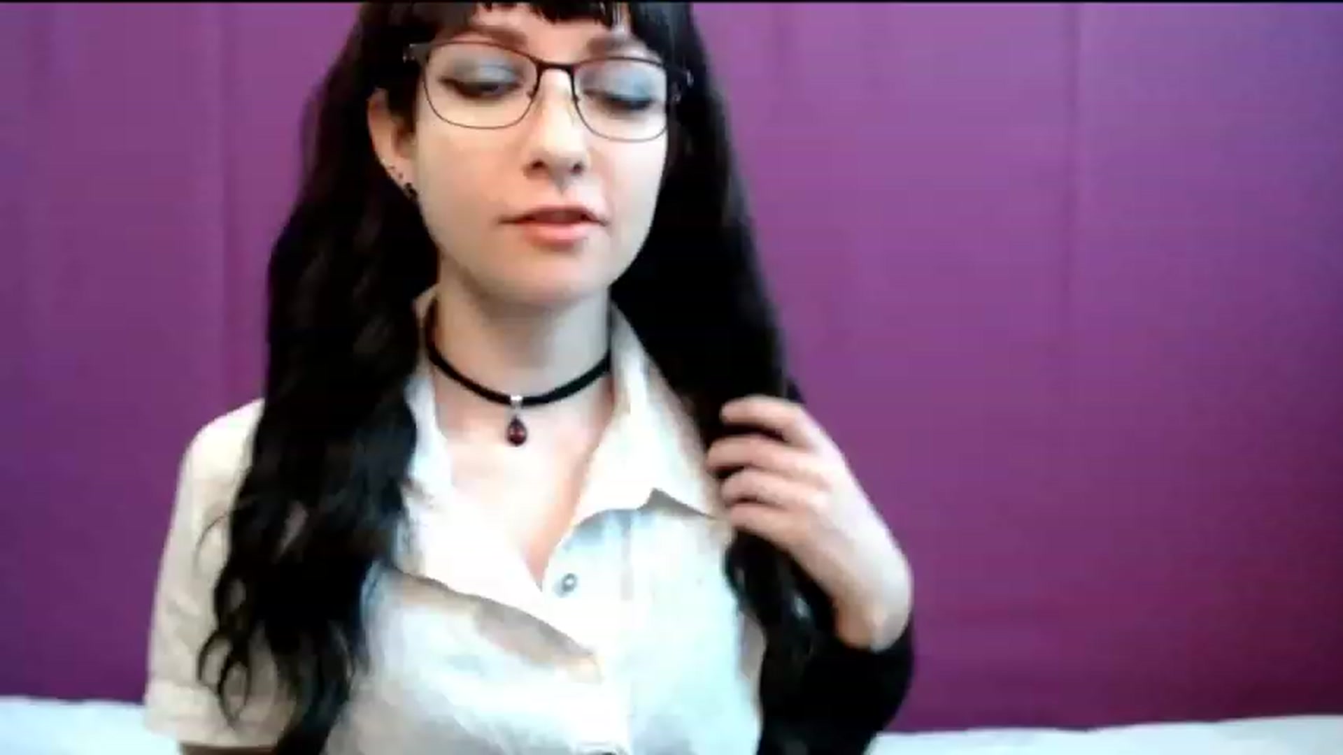 Gallery image thumbnail from Sophie_Smile's myfreecams stream on, 10/09/2023, 04:54 image 17 of 20