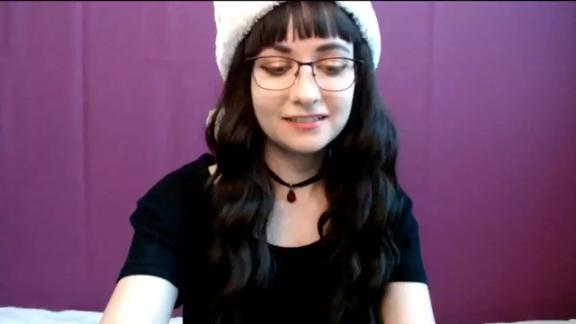 Gallery image thumbnail from Sophie_Smile's myfreecams stream on, 12/25/2023, 05:34 image 19 of 20