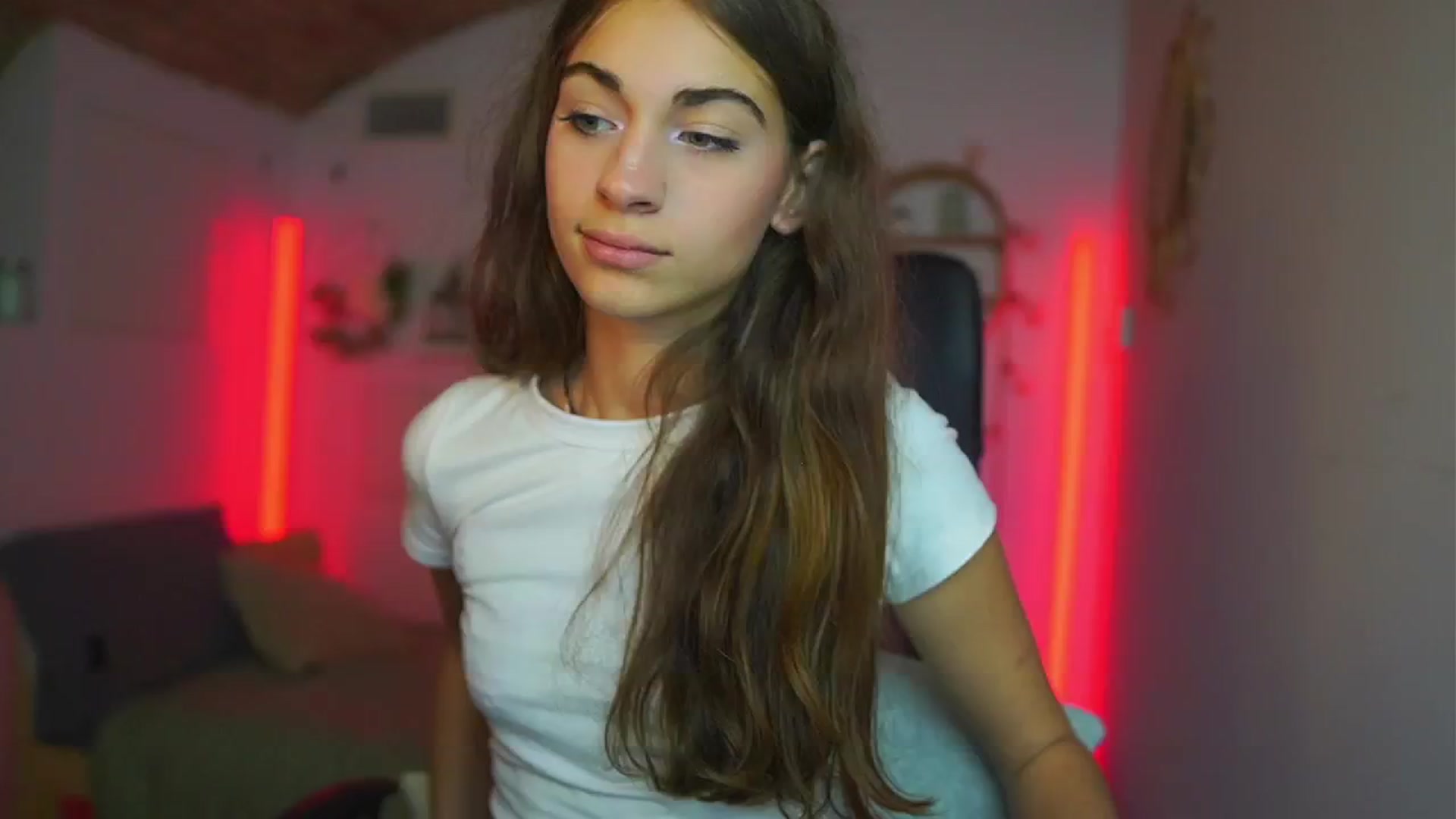 Gallery image thumbnail from Sophie__Grey's myfreecams stream on, 07/15/2025, 17:12 image 11 of 20