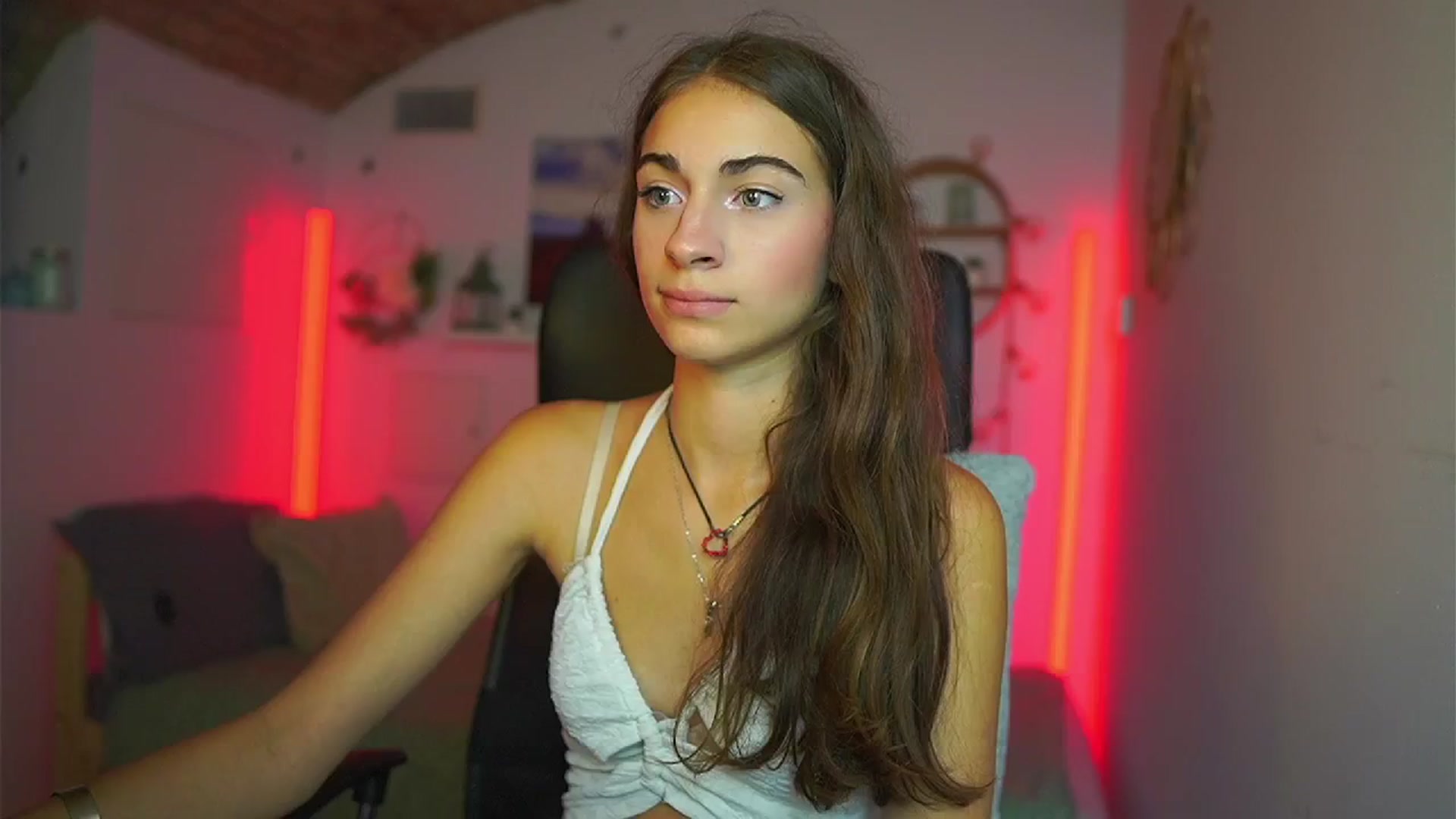 Gallery image thumbnail from Sophie__Grey's myfreecams stream on, 07/16/2025, 18:02 image 2 of 20