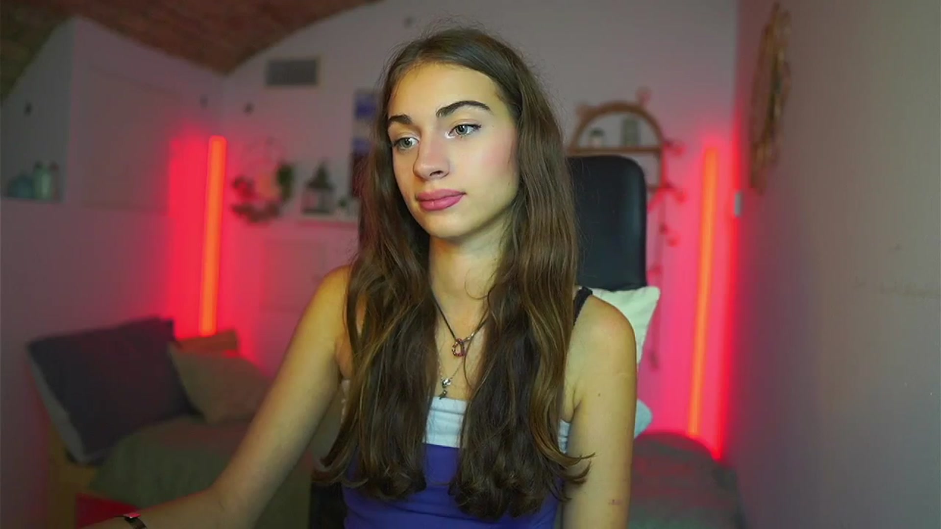 Gallery image thumbnail from Sophie__Grey's myfreecams stream on, 07/17/2025, 16:57 image 11 of 20