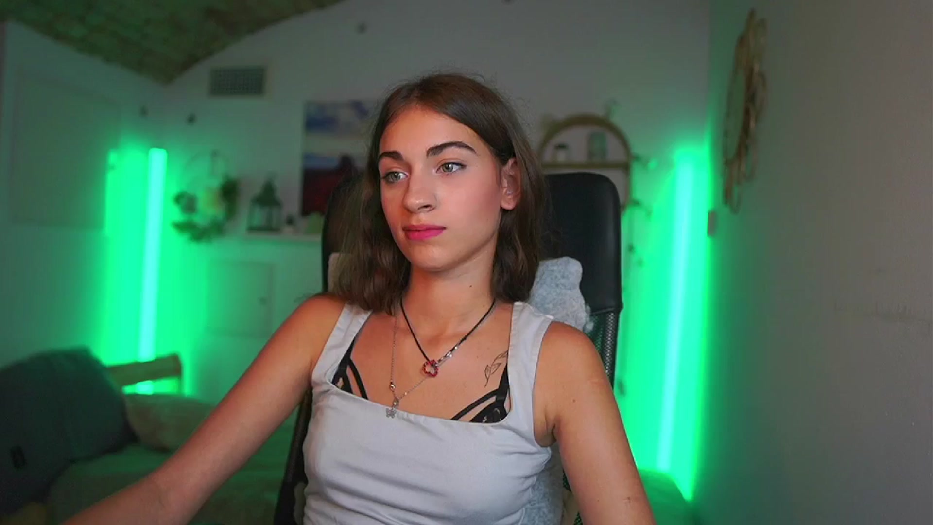 Gallery image thumbnail from Sophie__Grey's myfreecams stream on, 07/22/2025, 18:06 image 11 of 20