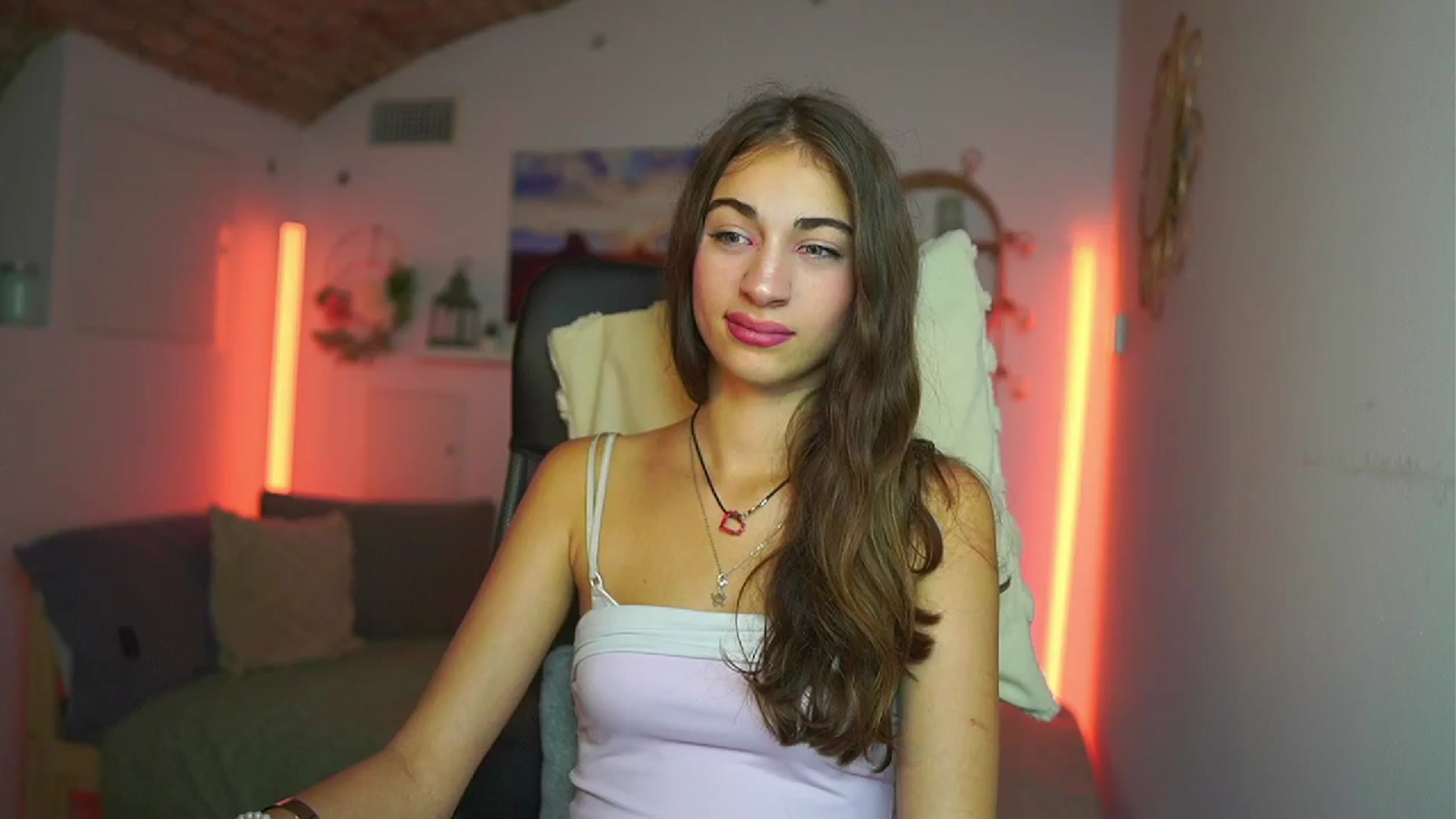 Gallery image thumbnail from Sophie__Grey's myfreecams stream on, 07/23/2025, 13:52 image 11 of 20