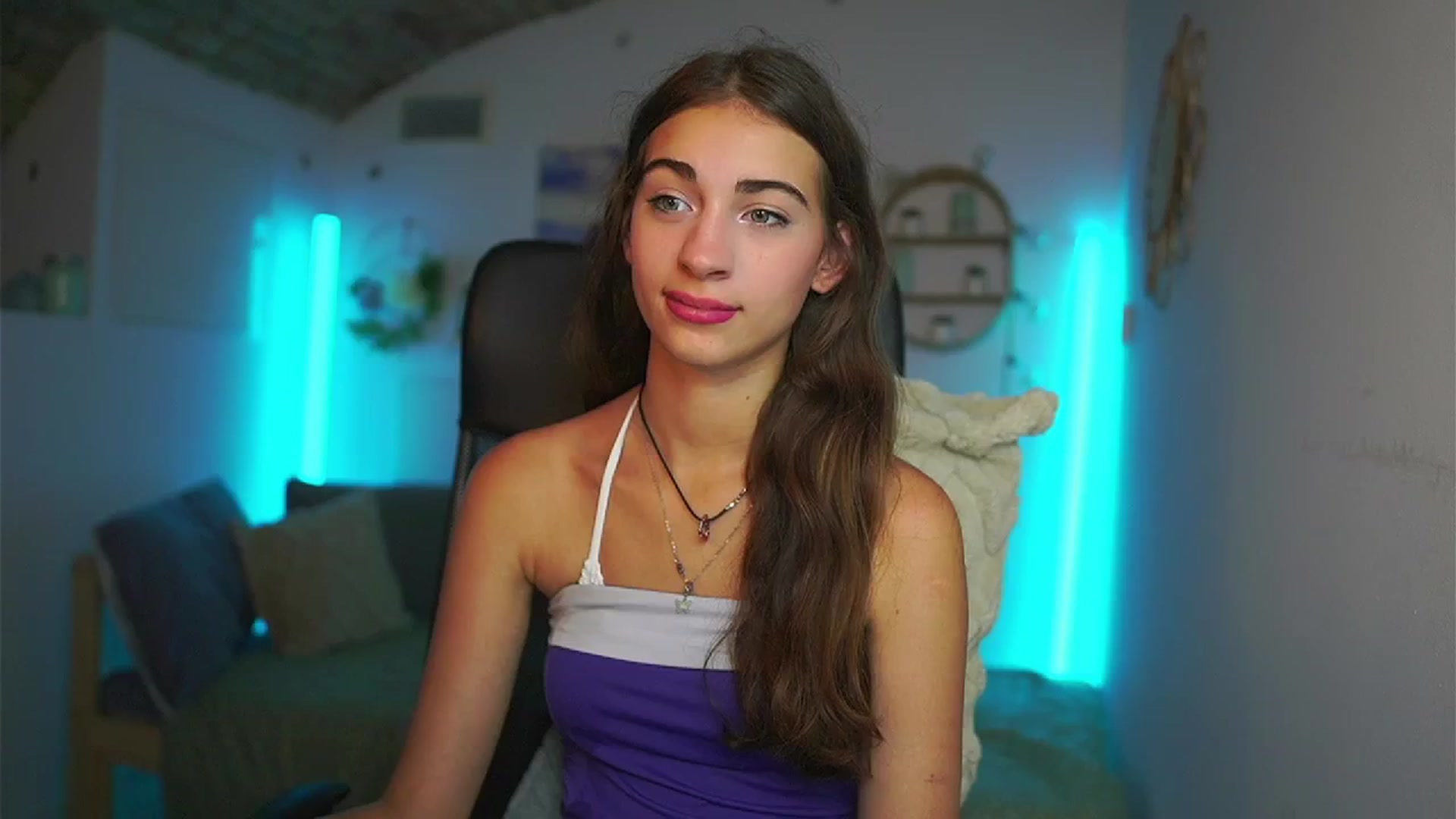 Gallery image thumbnail from Sophie__Grey's myfreecams stream on, 07/24/2025, 14:10 image 1 of 20