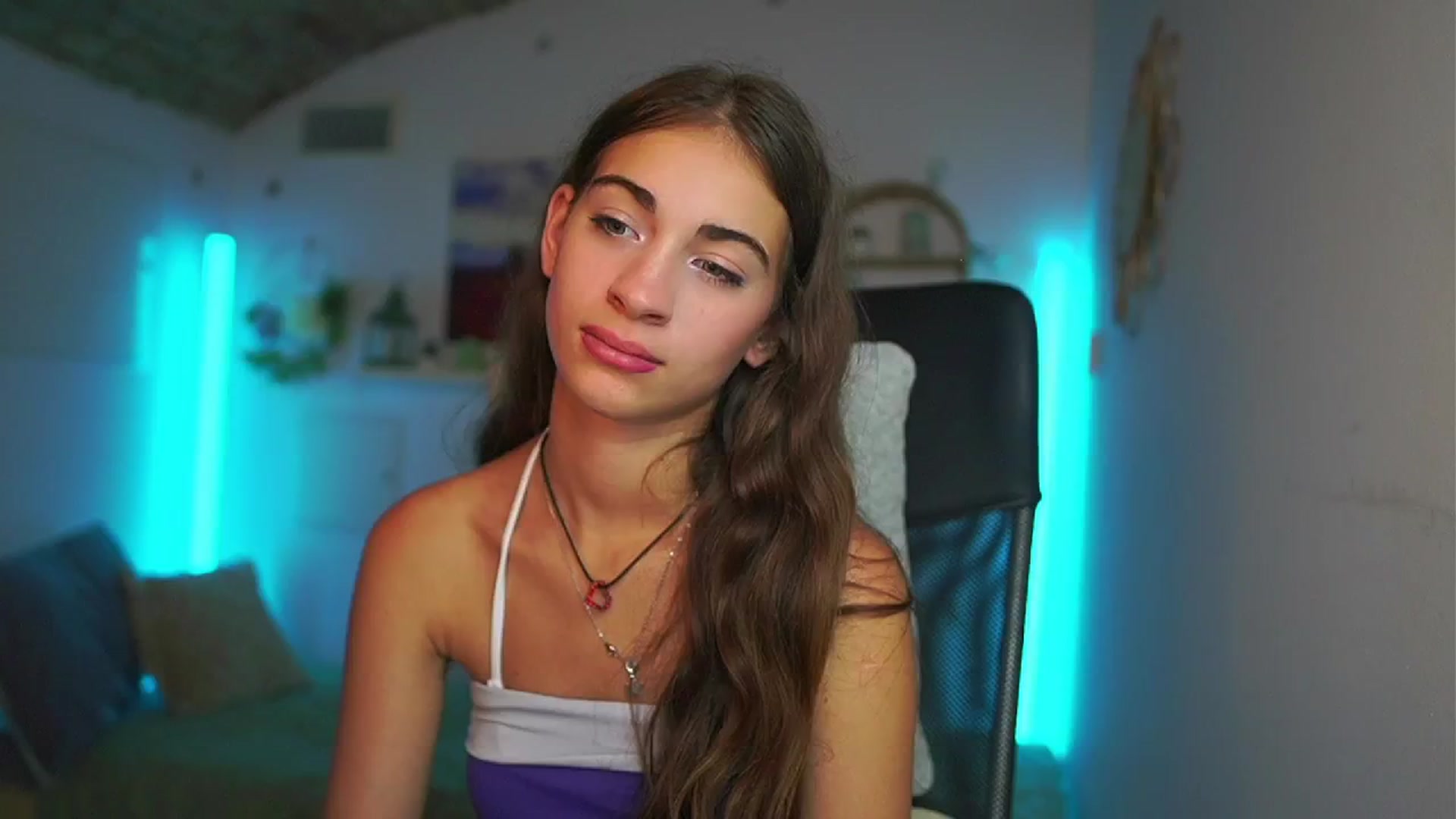 Gallery image thumbnail from Sophie__Grey's myfreecams stream on, 07/24/2025, 16:04 image 12 of 20