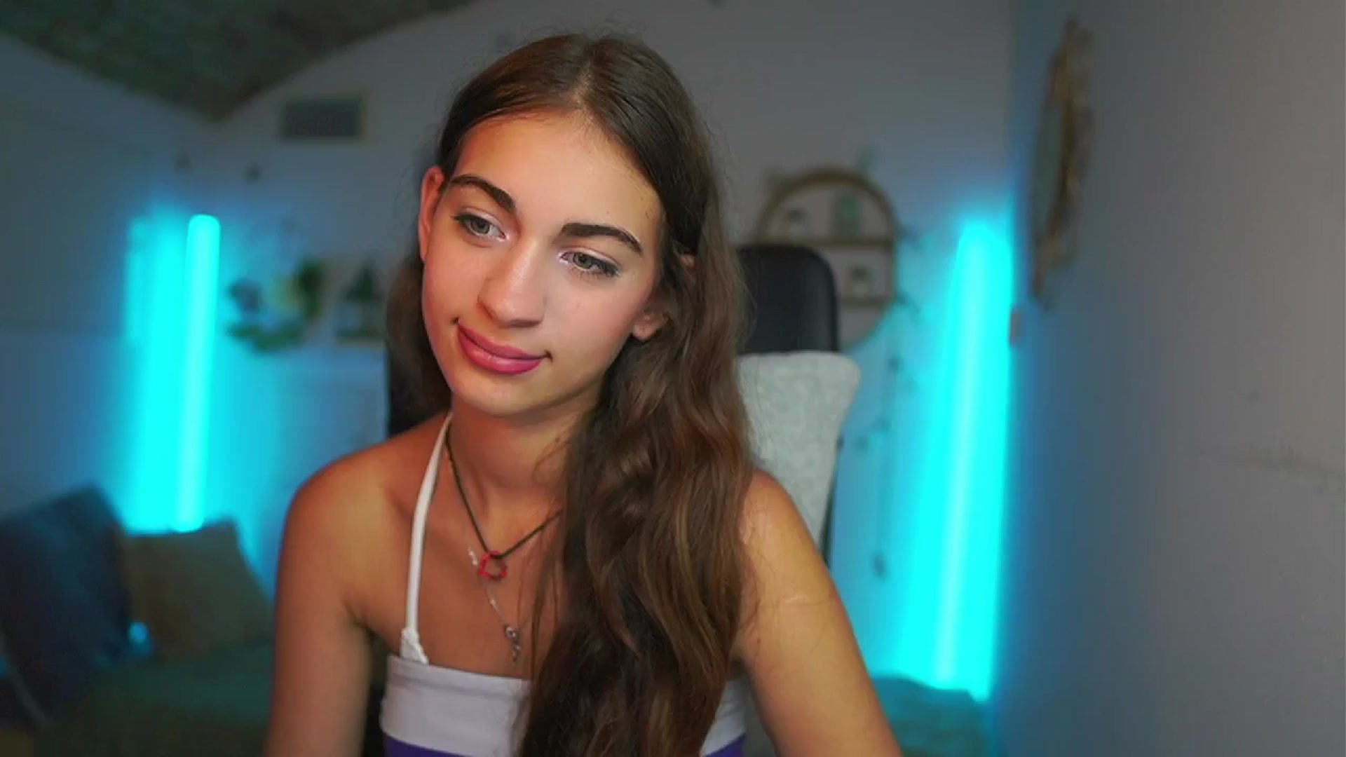 Gallery image thumbnail from Sophie__Grey's myfreecams stream on, 07/24/2025, 16:04 image 1 of 20