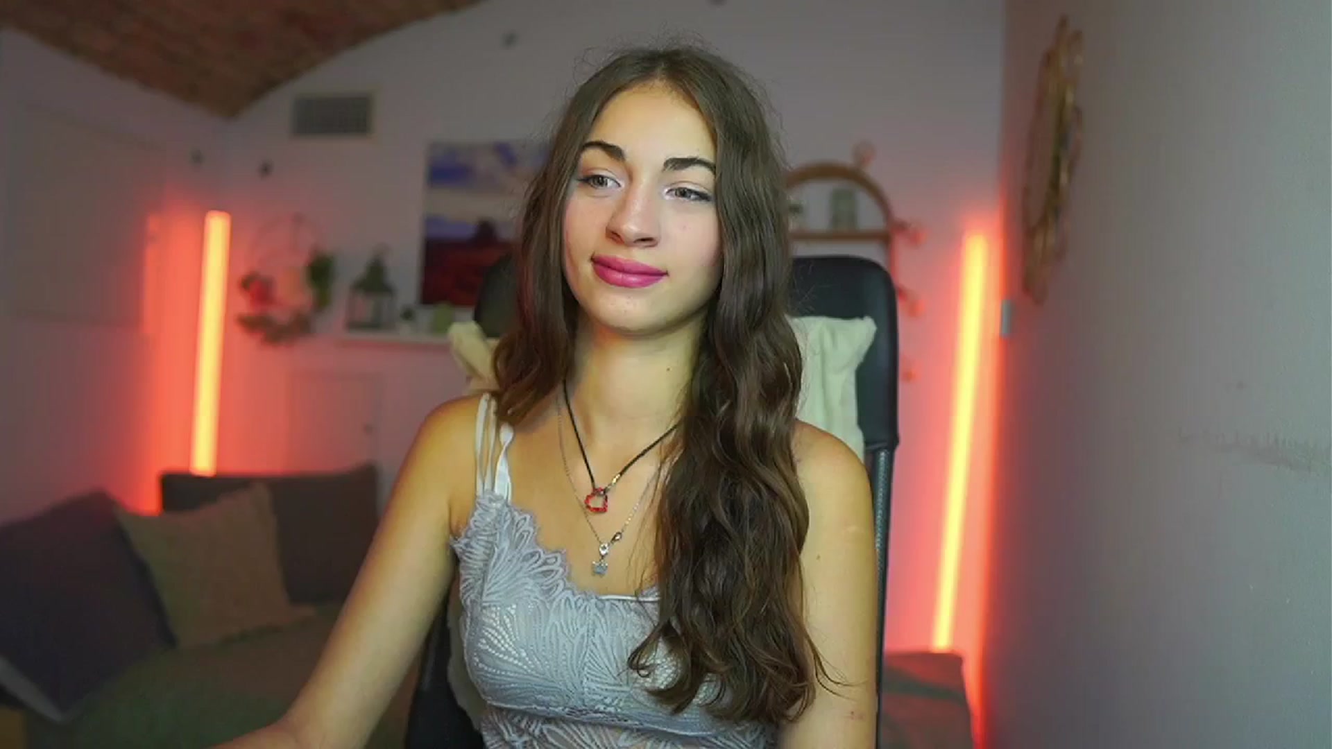 Gallery image thumbnail from Sophie__Grey's myfreecams stream on, 07/27/2025, 13:57 image 3 of 20