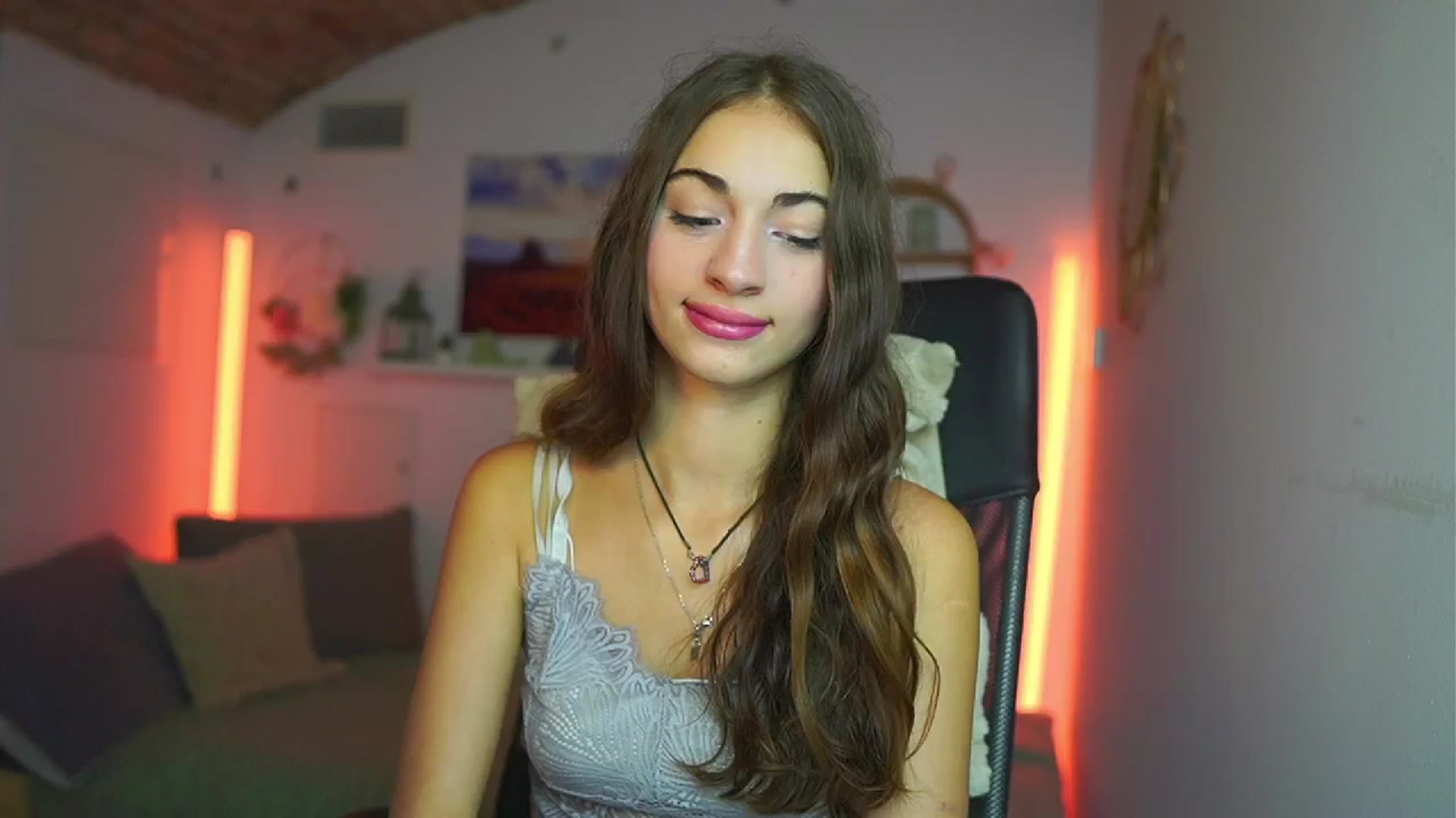 Gallery image thumbnail from Sophie__Grey's myfreecams stream on, 07/27/2025, 13:57 image 9 of 20
