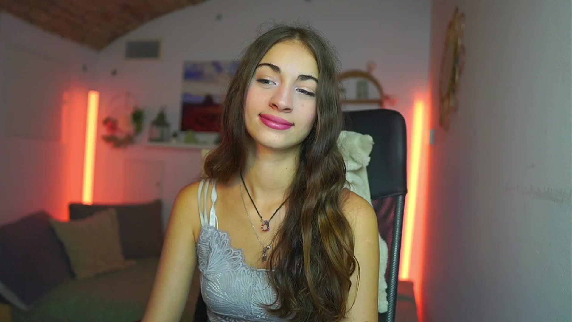 Gallery image thumbnail from Sophie__Grey's myfreecams stream on, 07/27/2025, 13:57 image 10 of 20