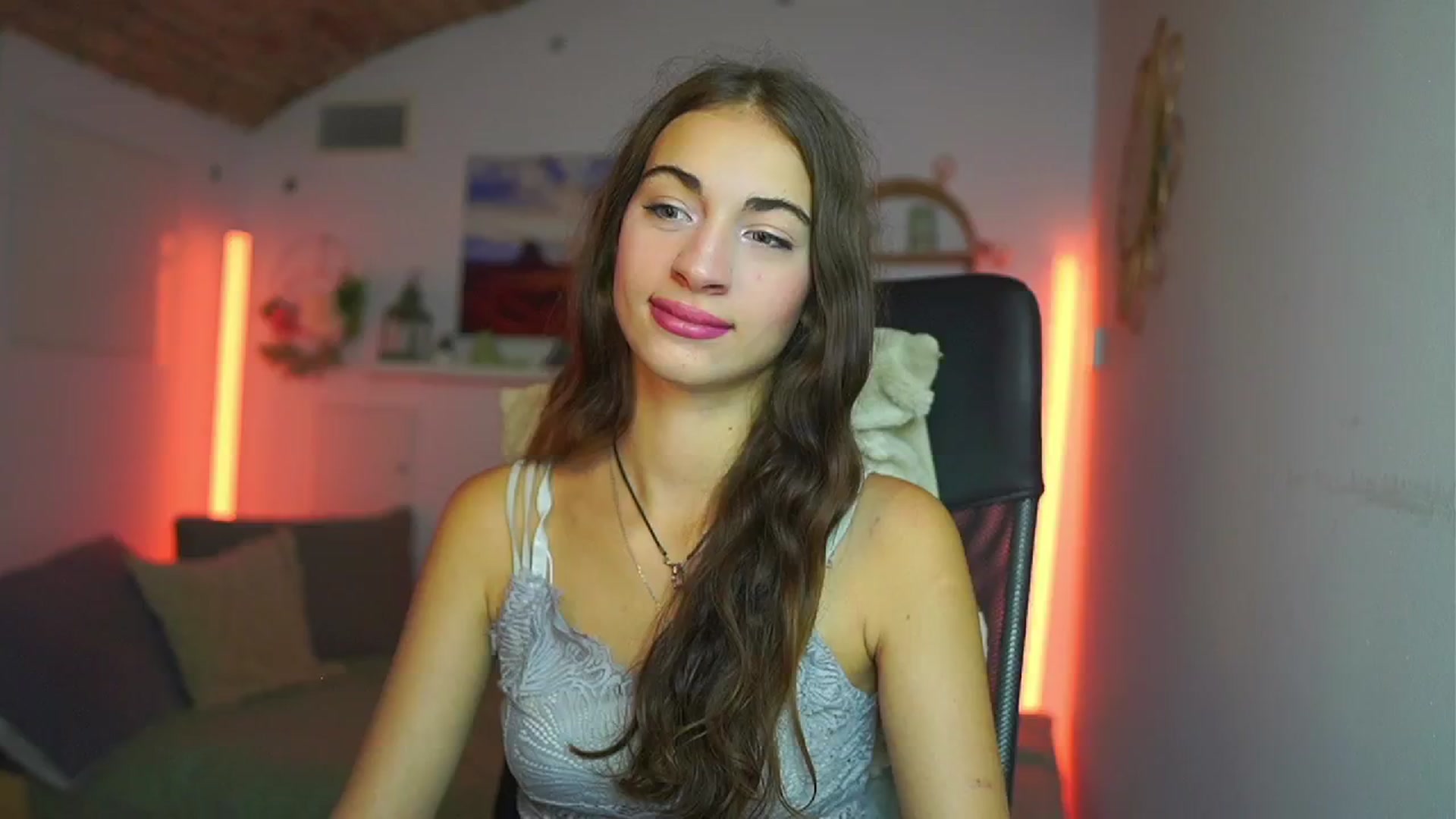 Gallery image thumbnail from Sophie__Grey's myfreecams stream on, 07/27/2025, 13:57 image 12 of 20