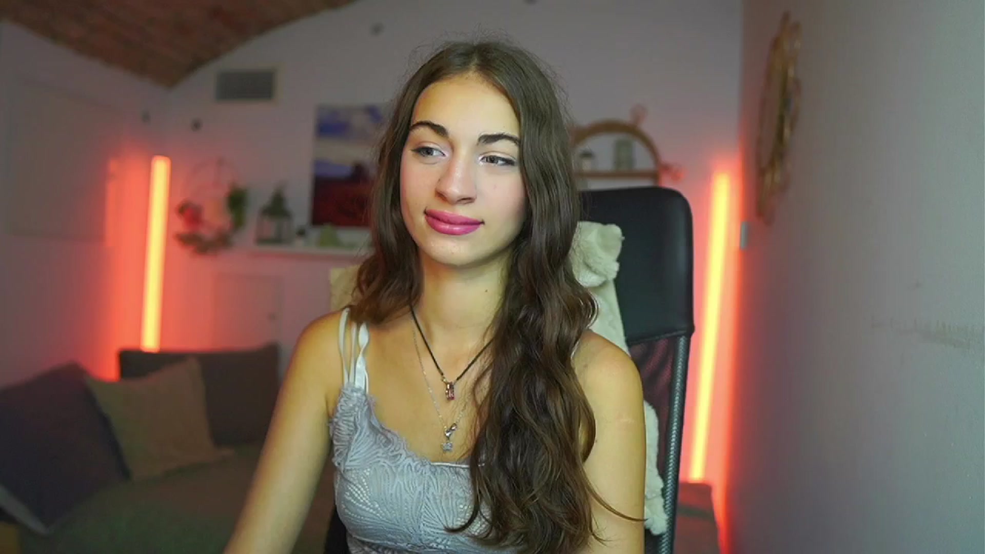 Gallery image thumbnail from Sophie__Grey's myfreecams stream on, 07/27/2025, 13:57 image 13 of 20