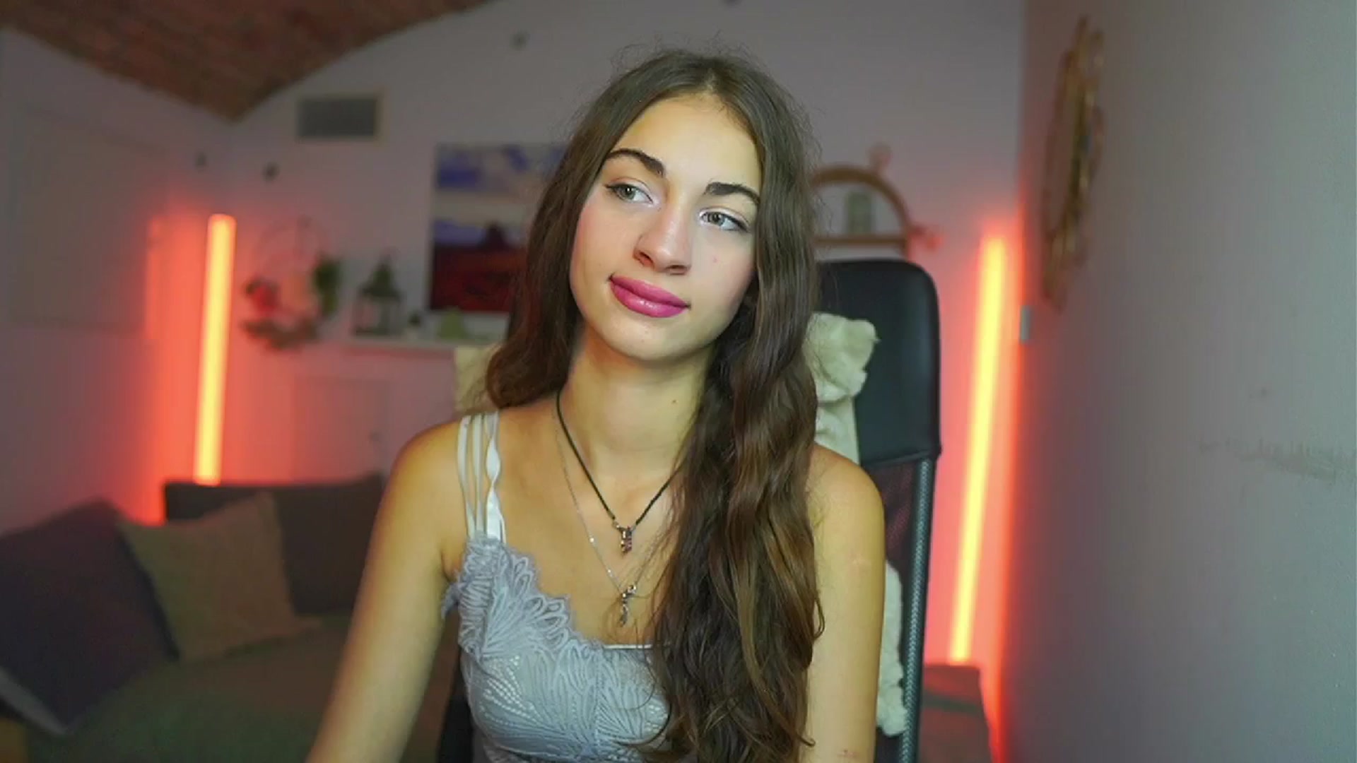Gallery image thumbnail from Sophie__Grey's myfreecams stream on, 07/27/2025, 13:57 image 7 of 20