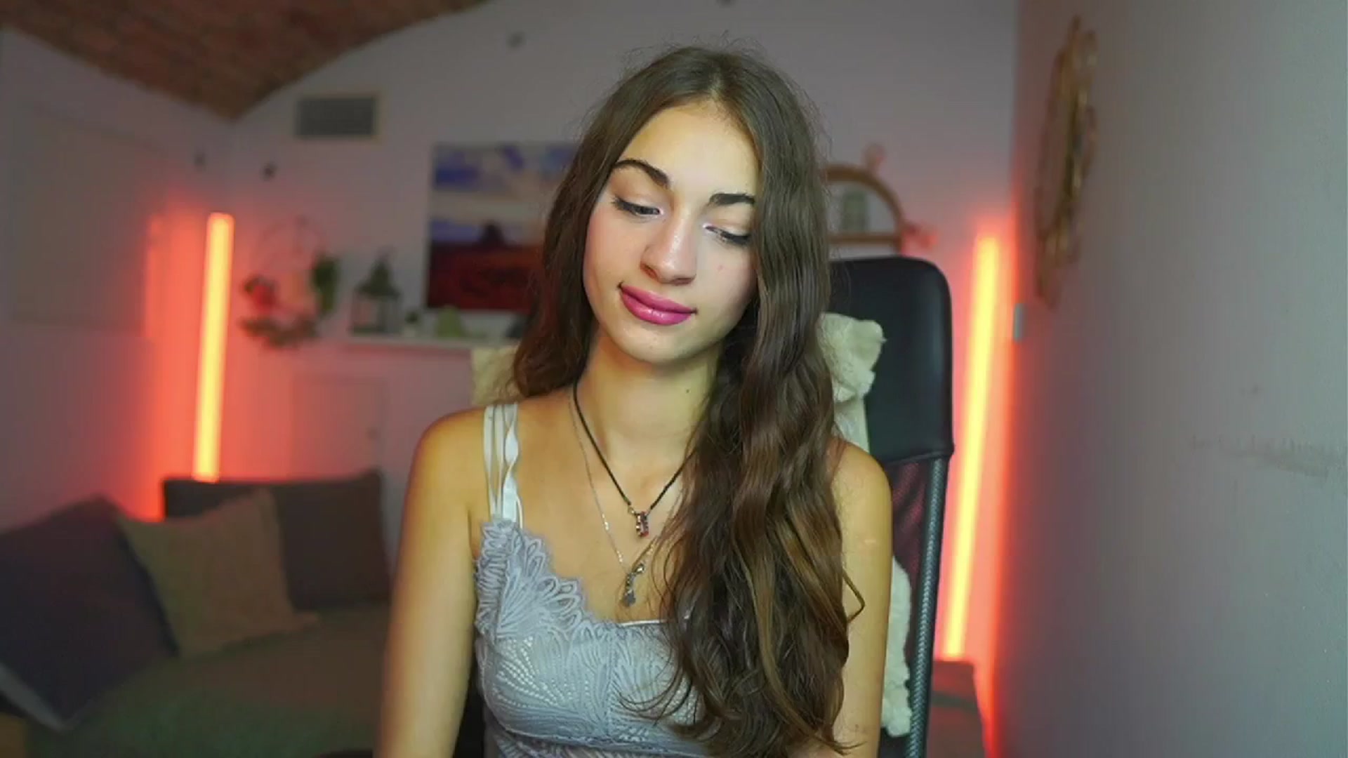 Gallery image thumbnail from Sophie__Grey's myfreecams stream on, 07/27/2025, 13:57 image 6 of 20